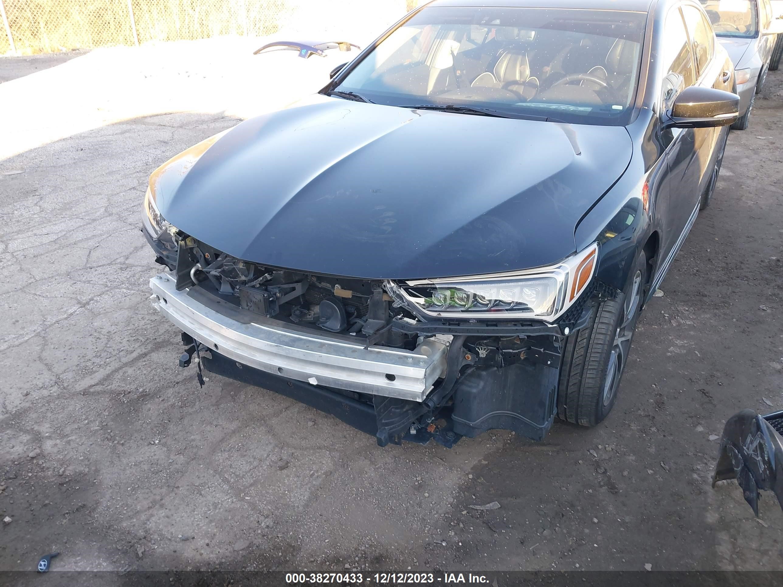 Photo 5 VIN: 19UUB2F57JA007664 - ACURA TLX 