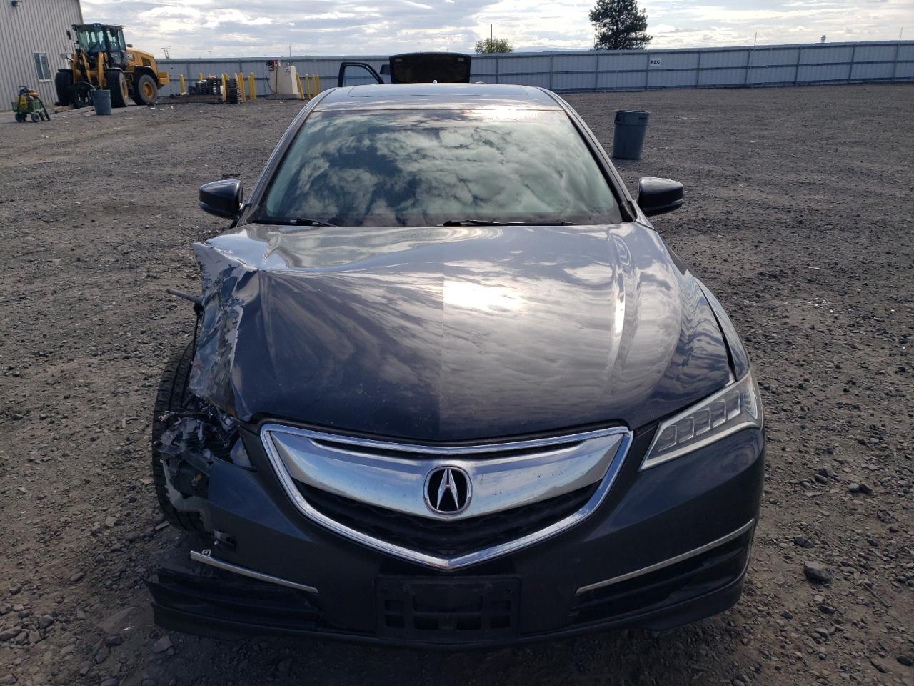 Photo 4 VIN: 19UUB2F58FA007440 - ACURA TLX 