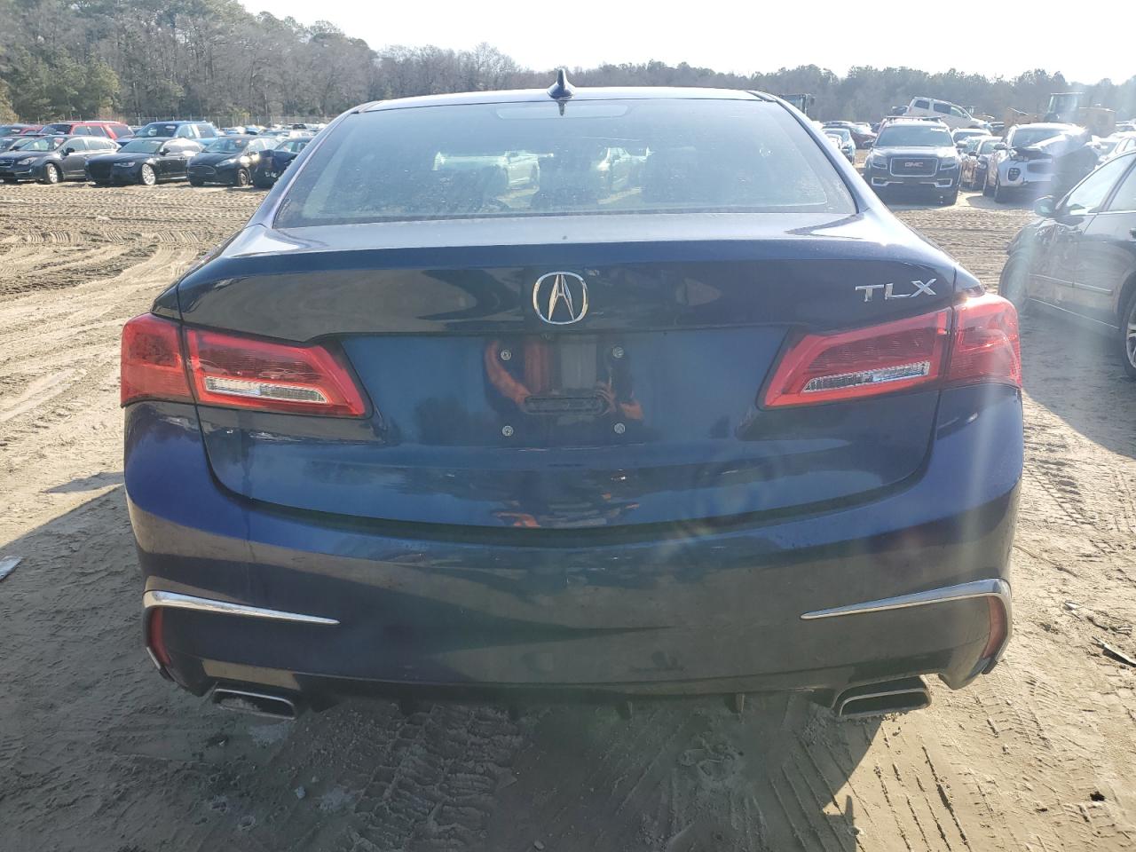 Photo 5 VIN: 19UUB2F59JA009254 - ACURA TLX 