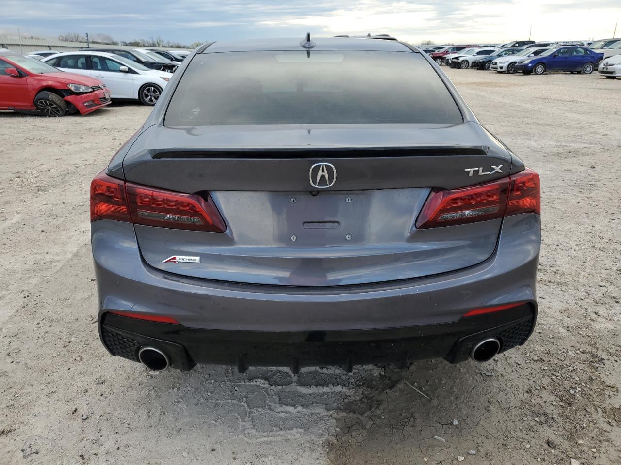 Photo 5 VIN: 19UUB2F61JA011699 - ACURA TLX 