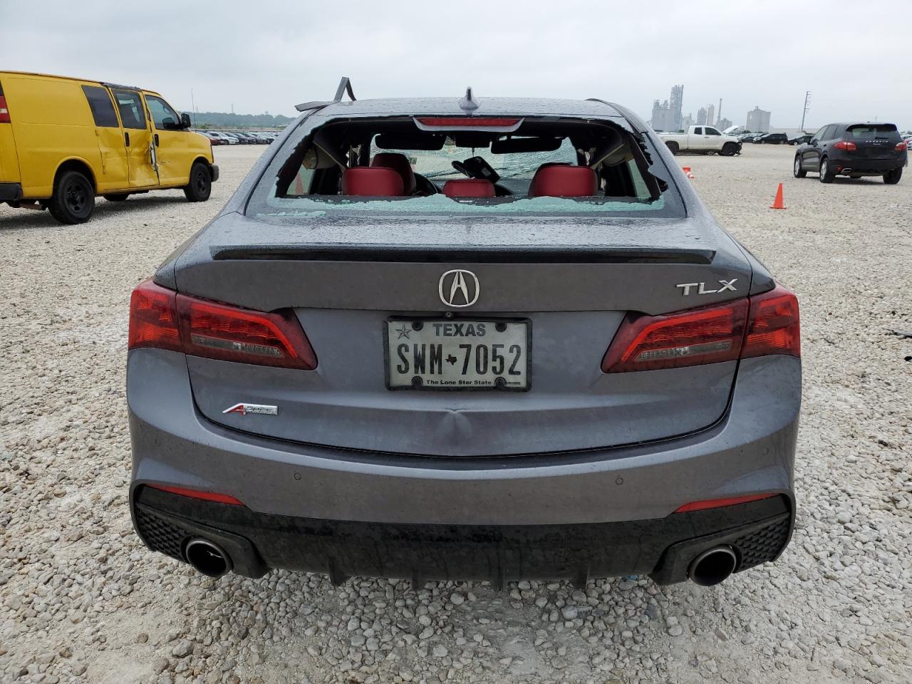 Photo 5 VIN: 19UUB2F66JA012475 - ACURA TLX 