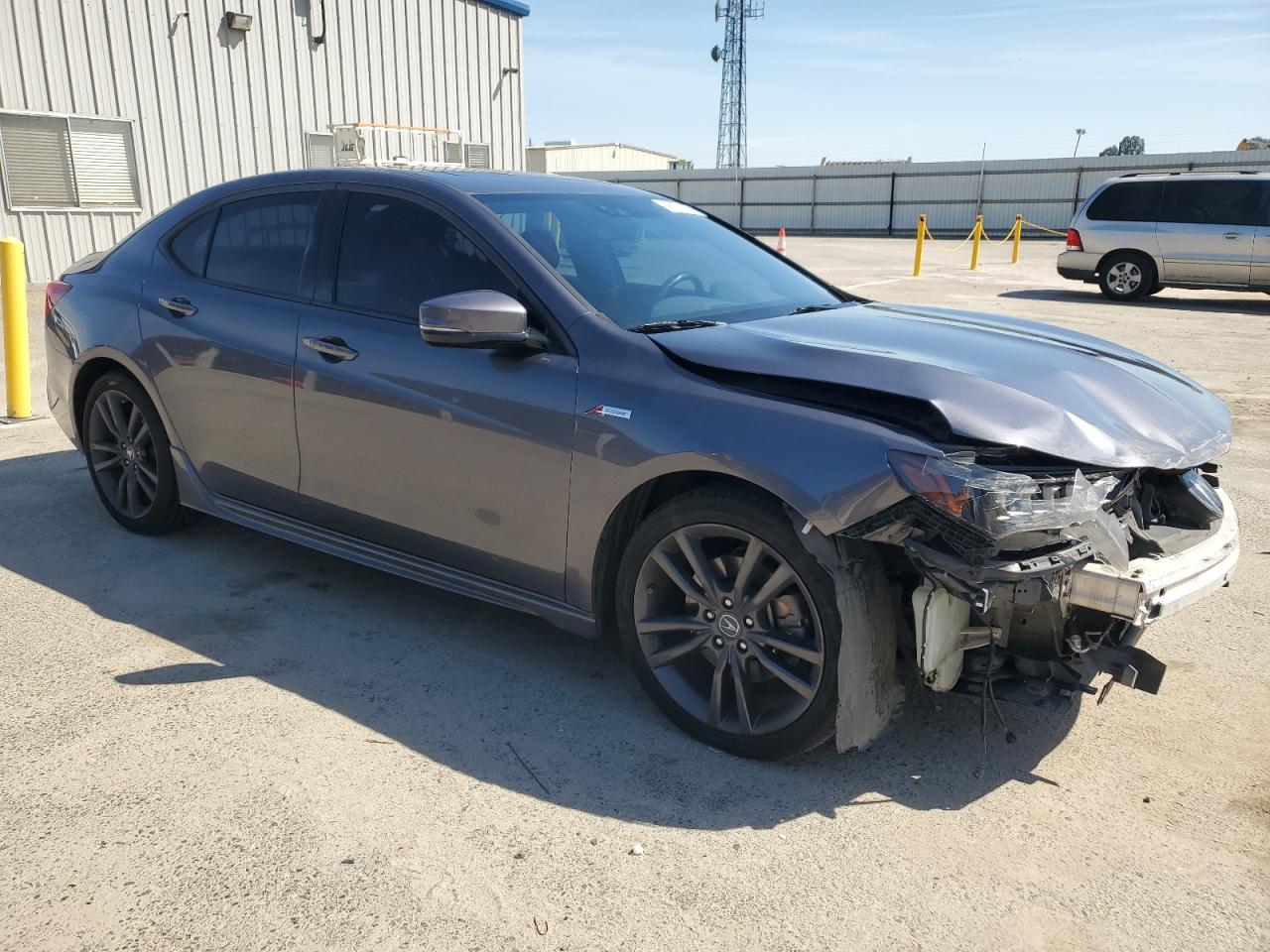 Photo 3 VIN: 19UUB2F68JA010811 - ACURA TLX 