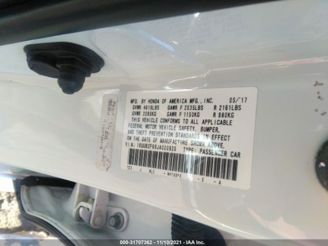 Photo 8 VIN: 19UUB2F69JA000935 - ACURA TLX 