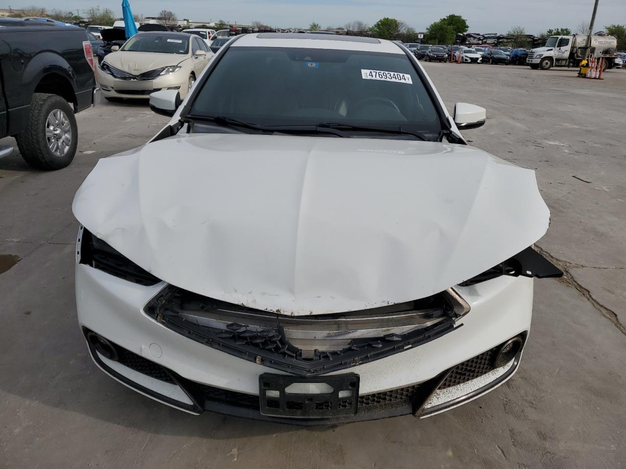 Photo 4 VIN: 19UUB2F6XJA001933 - ACURA TLX 