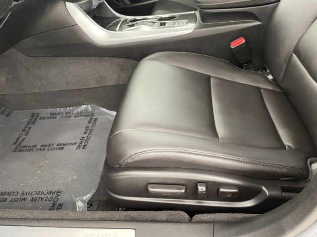 Photo 7 VIN: 19UUB3F31KA802408 - ACURA TLX 