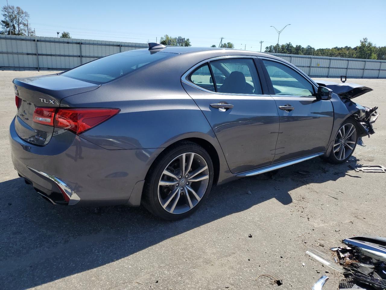 Photo 2 VIN: 19UUB3F42KA006677 - ACURA TLX 