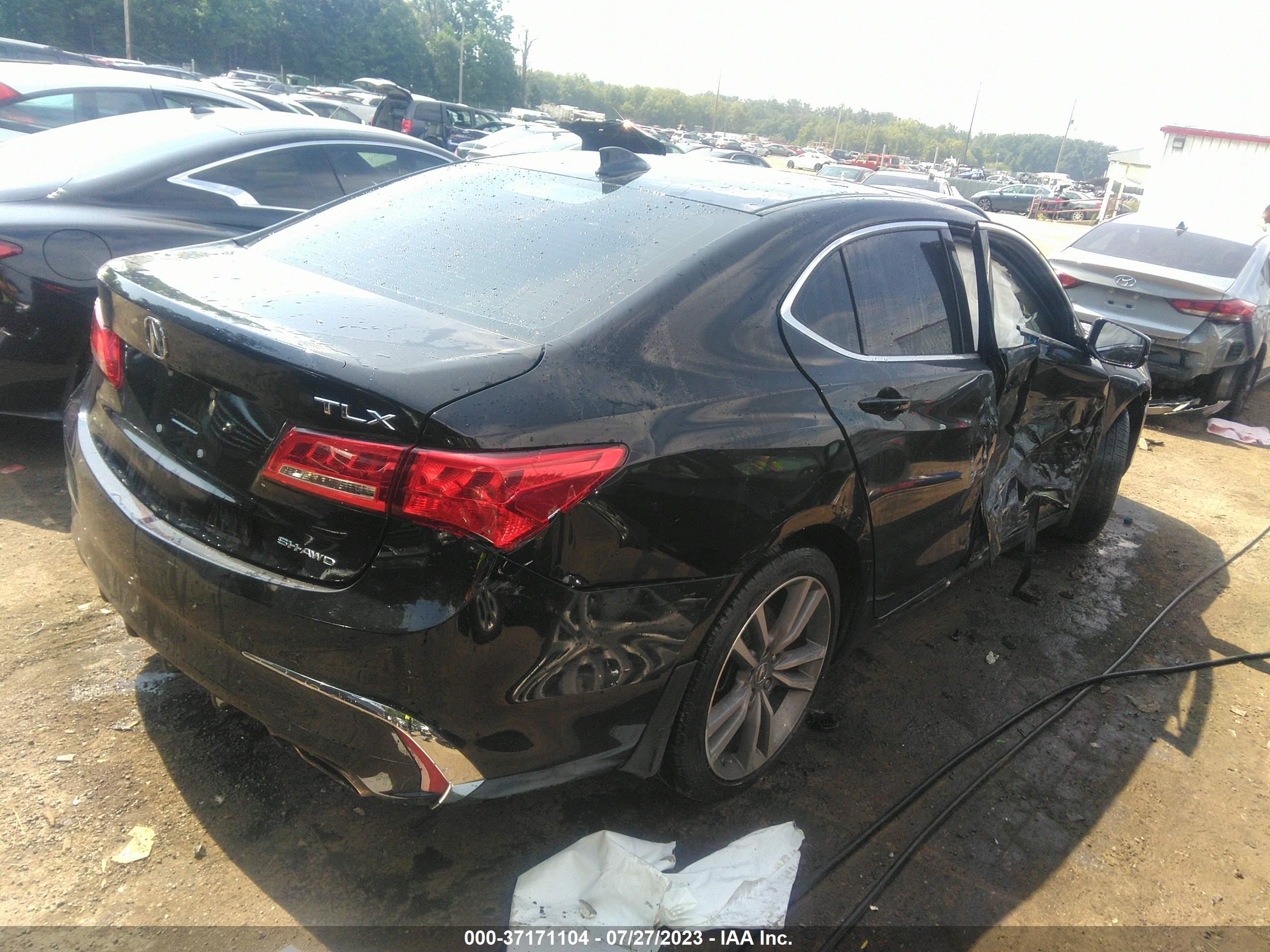 Photo 3 VIN: 19UUB3F47LA002741 - ACURA TLX 