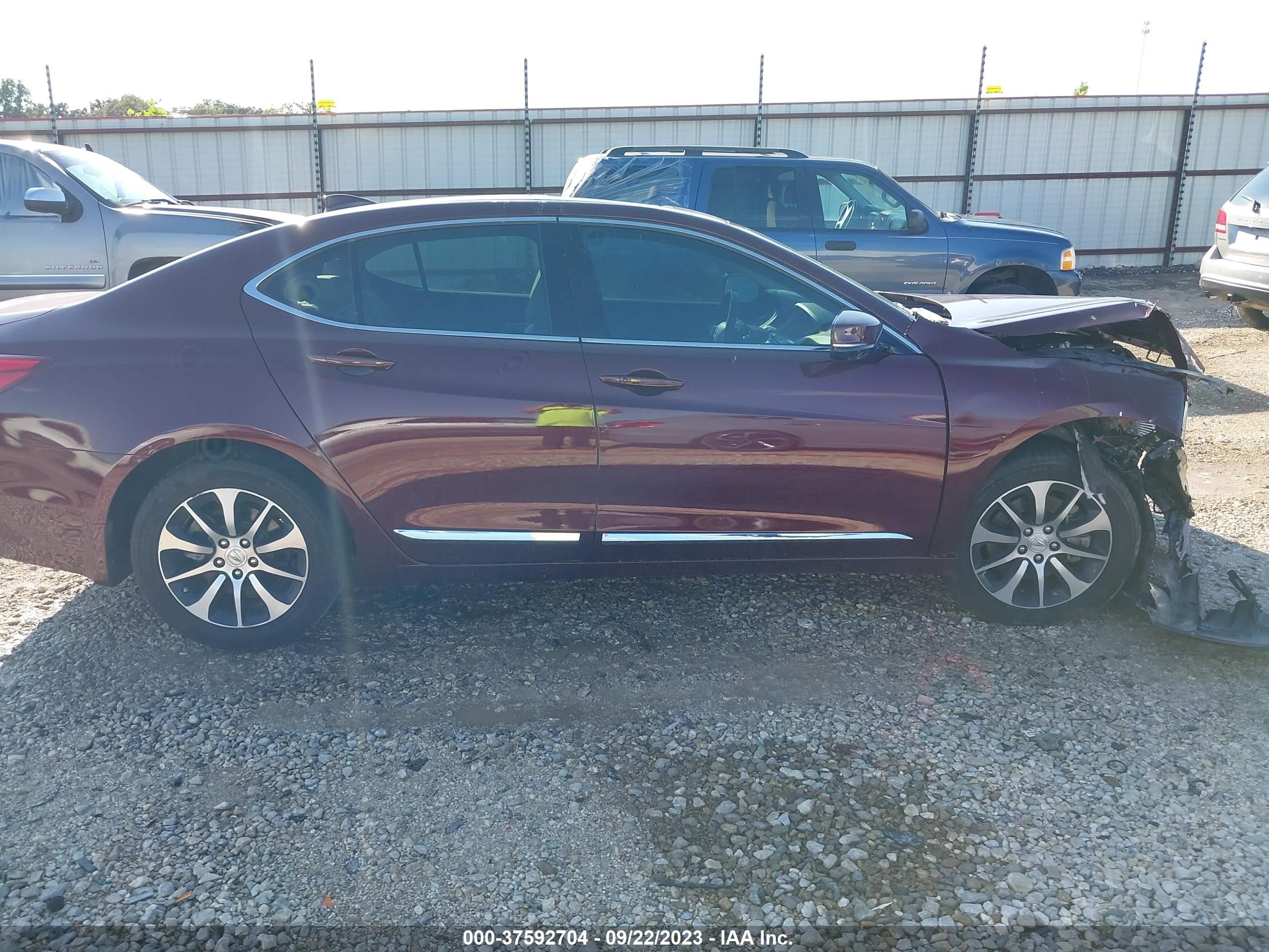 Photo 13 VIN: 19UUB3F54FA000703 - ACURA TLX 