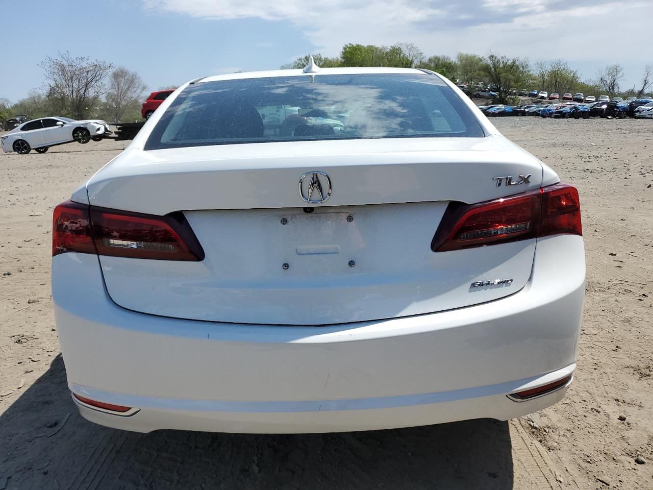 Photo 5 VIN: 19UUB3F56GA001062 - ACURA TLX 