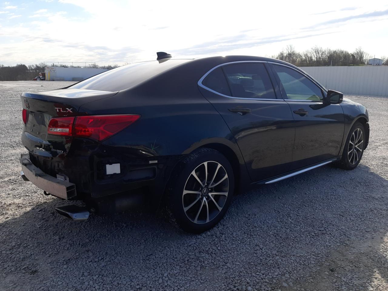 Photo 2 VIN: 19UUB3F58JA000230 - ACURA TLX 