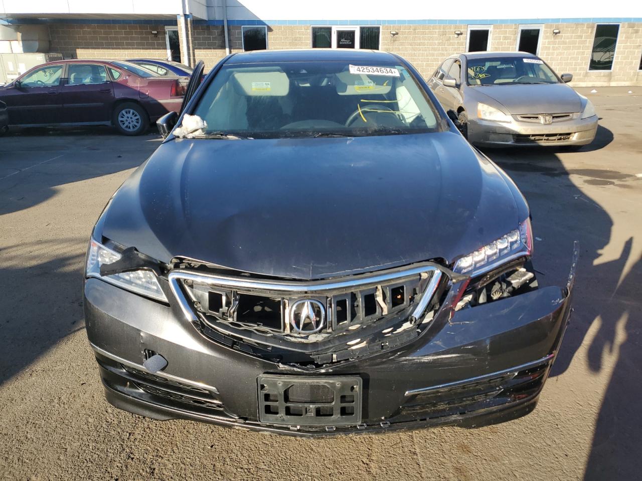 Photo 4 VIN: 19UUB3F5XFA007610 - ACURA TLX 