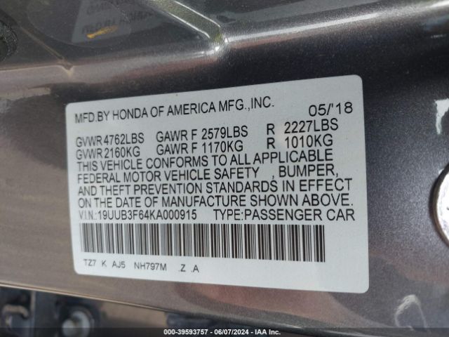 Photo 8 VIN: 19UUB3F64KA000915 - ACURA TLX 