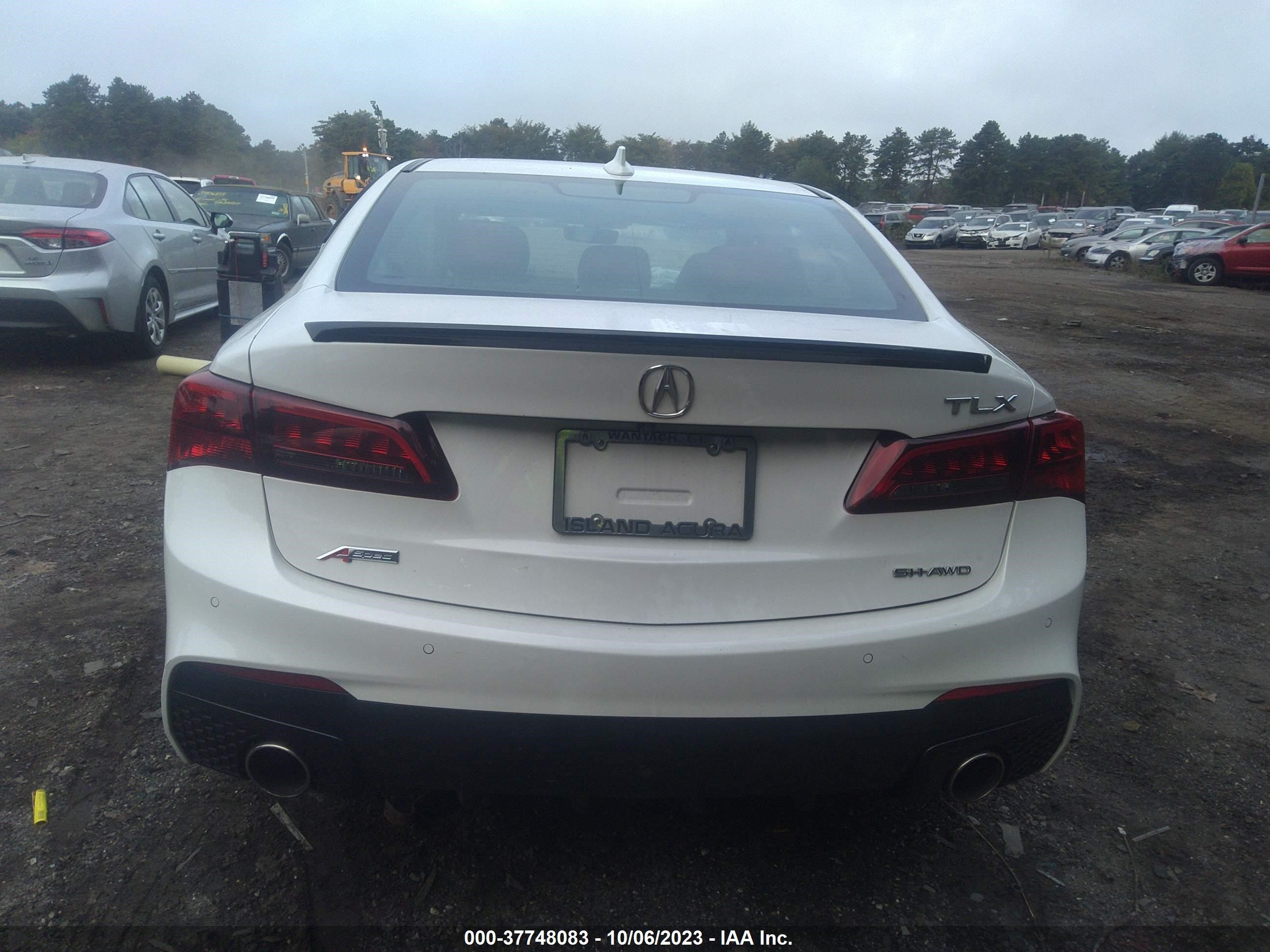 Photo 15 VIN: 19UUB3F65JA005166 - ACURA TLX 