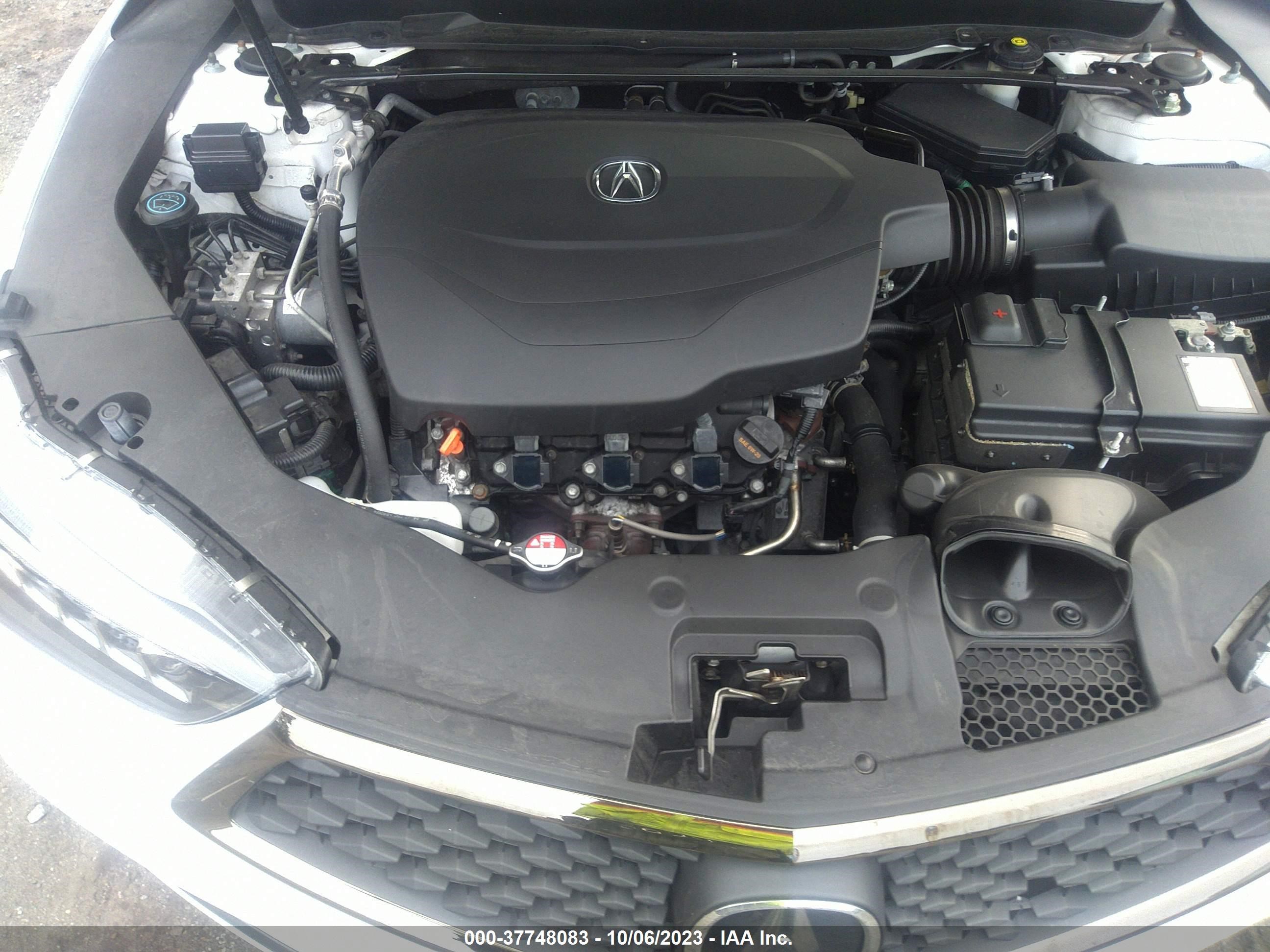 Photo 9 VIN: 19UUB3F65JA005166 - ACURA TLX 