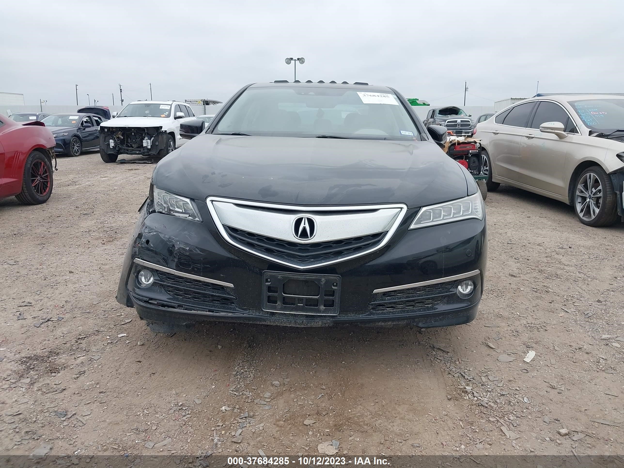 Photo 11 VIN: 19UUB3F72GA003702 - ACURA TLX 