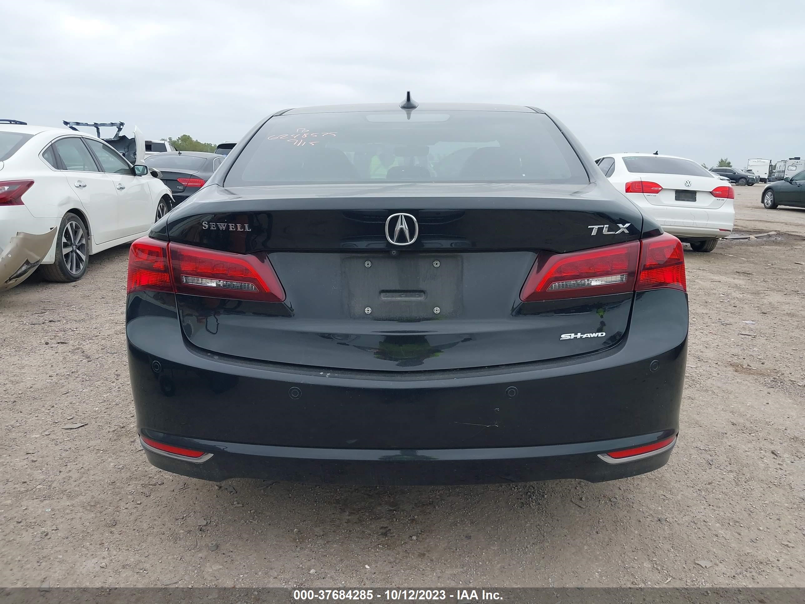 Photo 15 VIN: 19UUB3F72GA003702 - ACURA TLX 