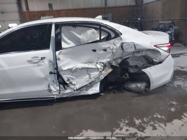 Photo 5 VIN: 19UUB3F73JA001142 - ACURA TLX 