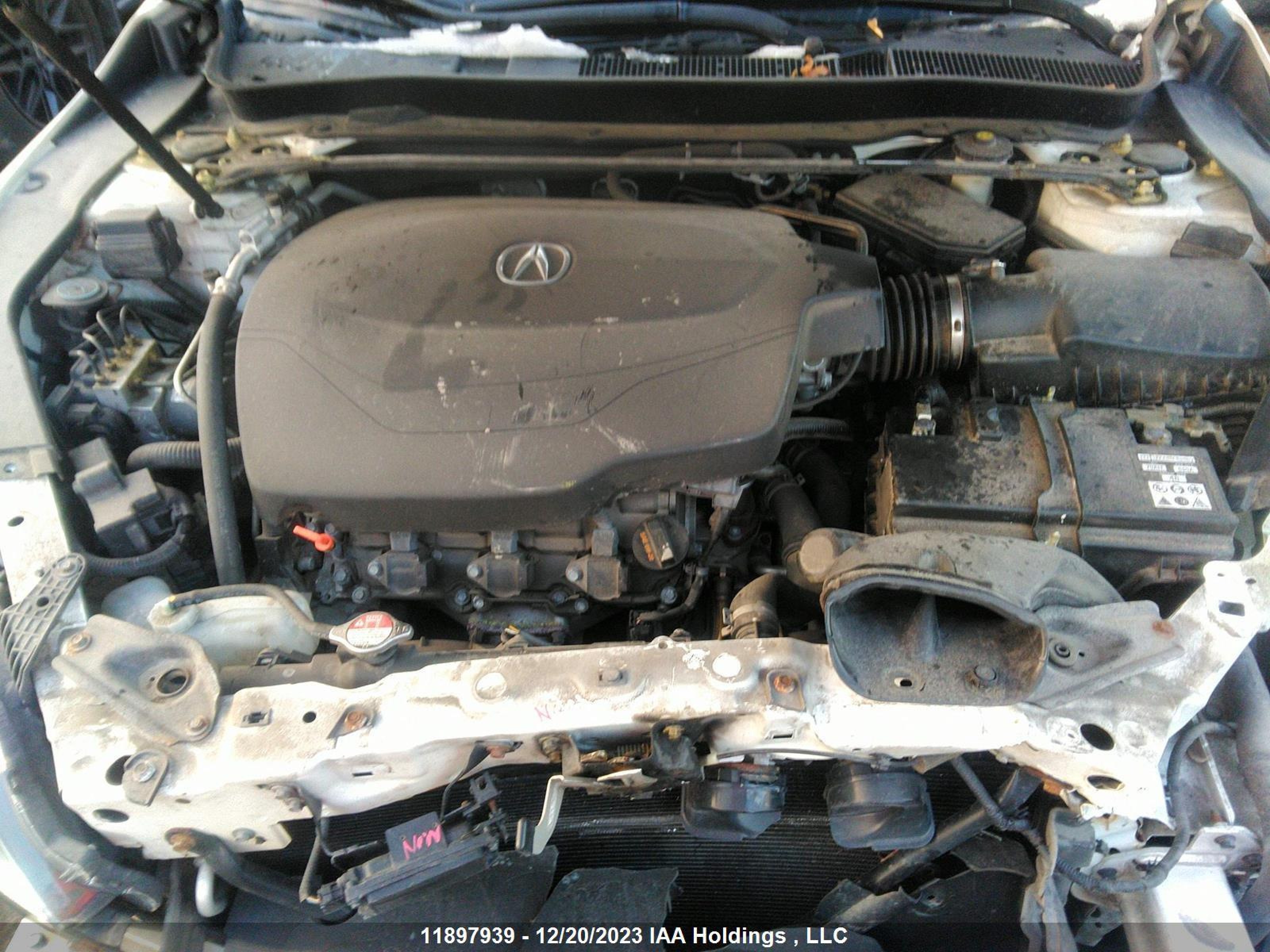 Photo 9 VIN: 19UUB3F75HA800379 - ACURA TLX 