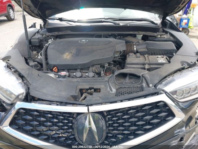 Photo 9 VIN: 19UUB3F78JA003467 - ACURA TLX 