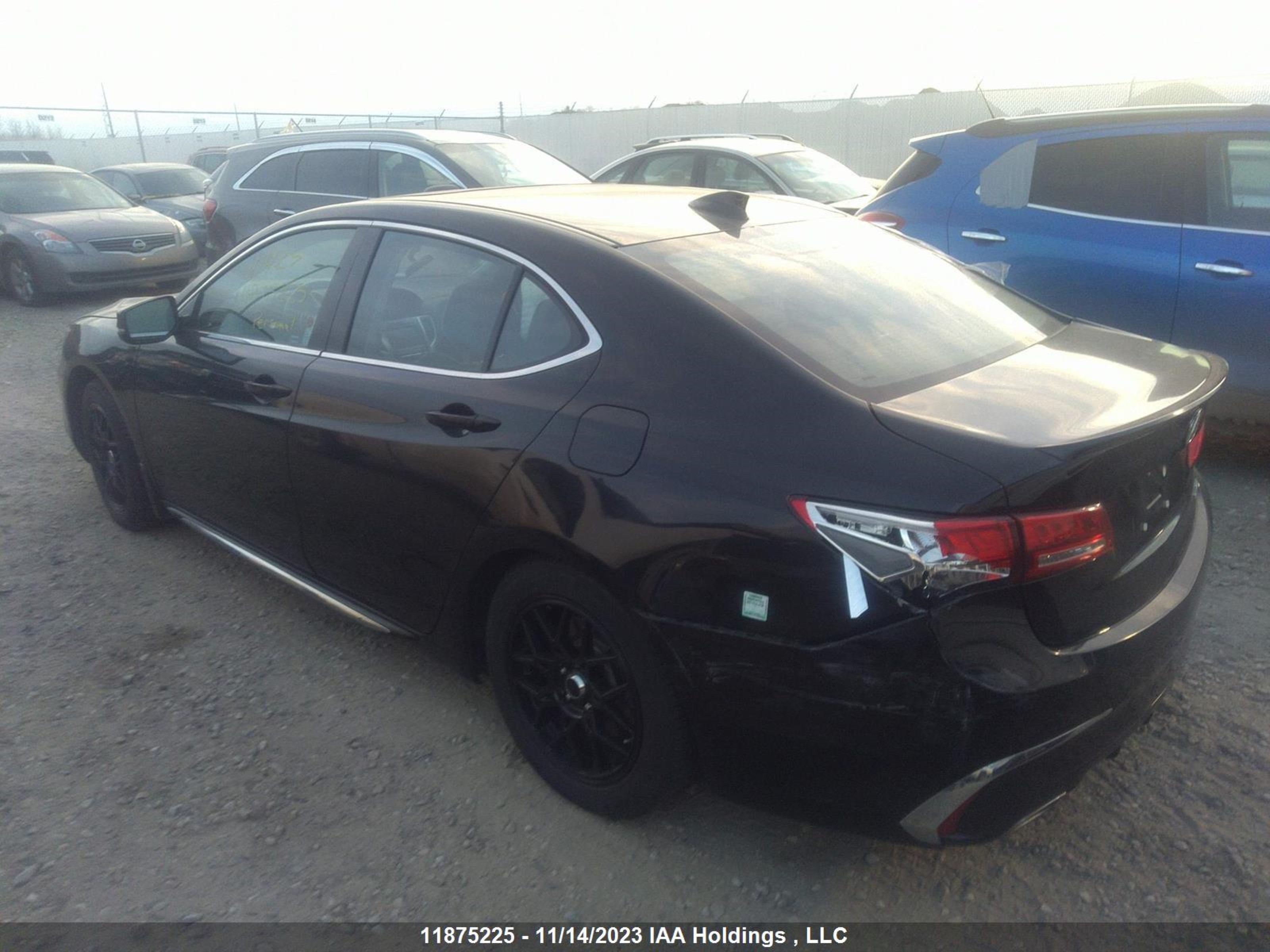 Photo 2 VIN: 19UUB3F78JA801256 - ACURA TLX 