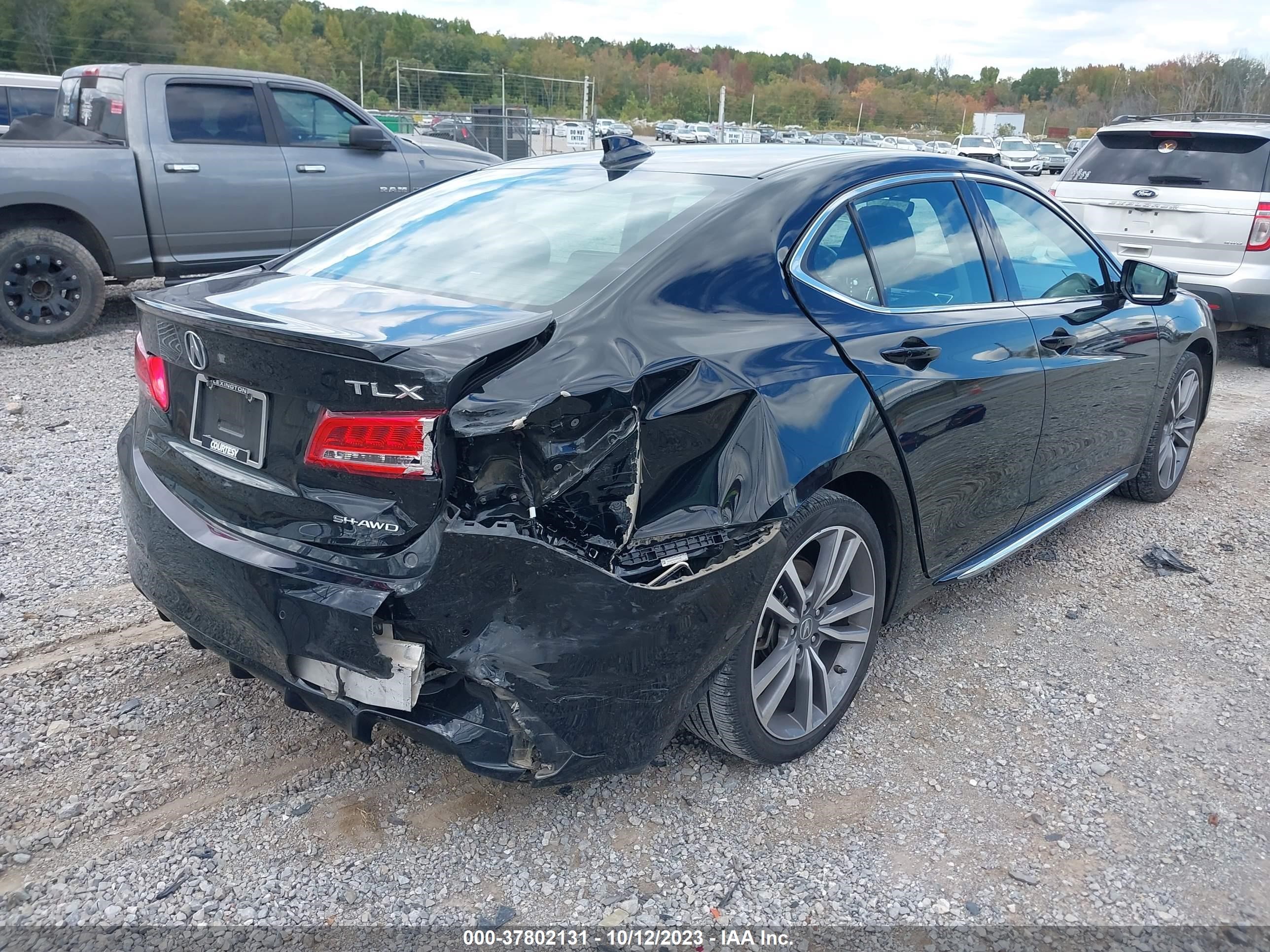 Photo 3 VIN: 19UUB3F81KA005359 - ACURA TLX 