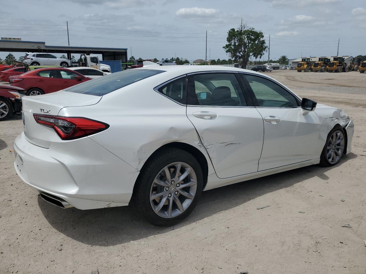 Photo 2 VIN: 19UUB5F33PA006908 - ACURA TLX 