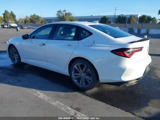 Photo 2 VIN: 19UUB5F51MA004670 - ACURA TLX 