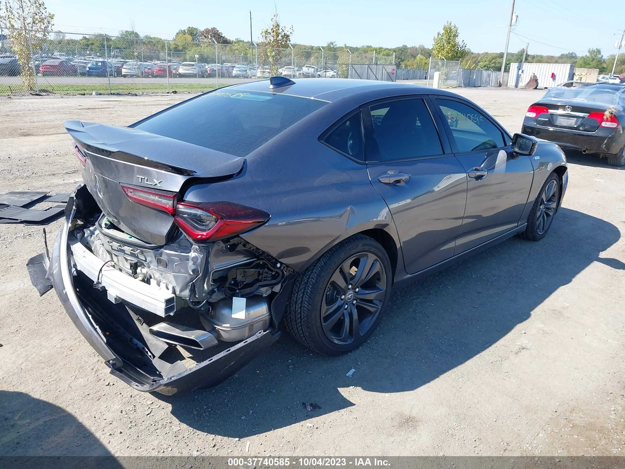 Photo 3 VIN: 19UUB5F58PA001480 - ACURA TLX 