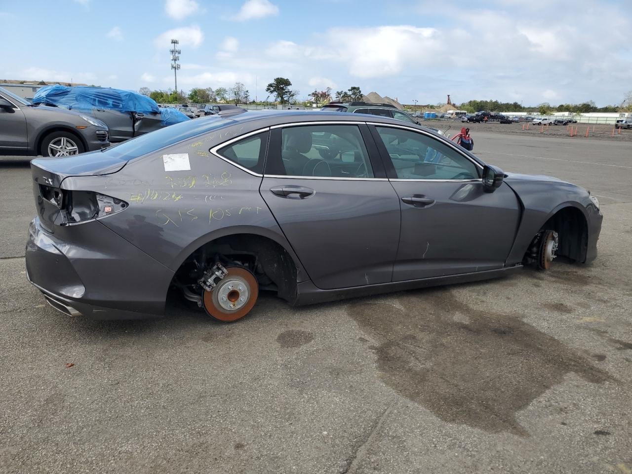 Photo 2 VIN: 19UUB5F61MA012342 - ACURA TLX 