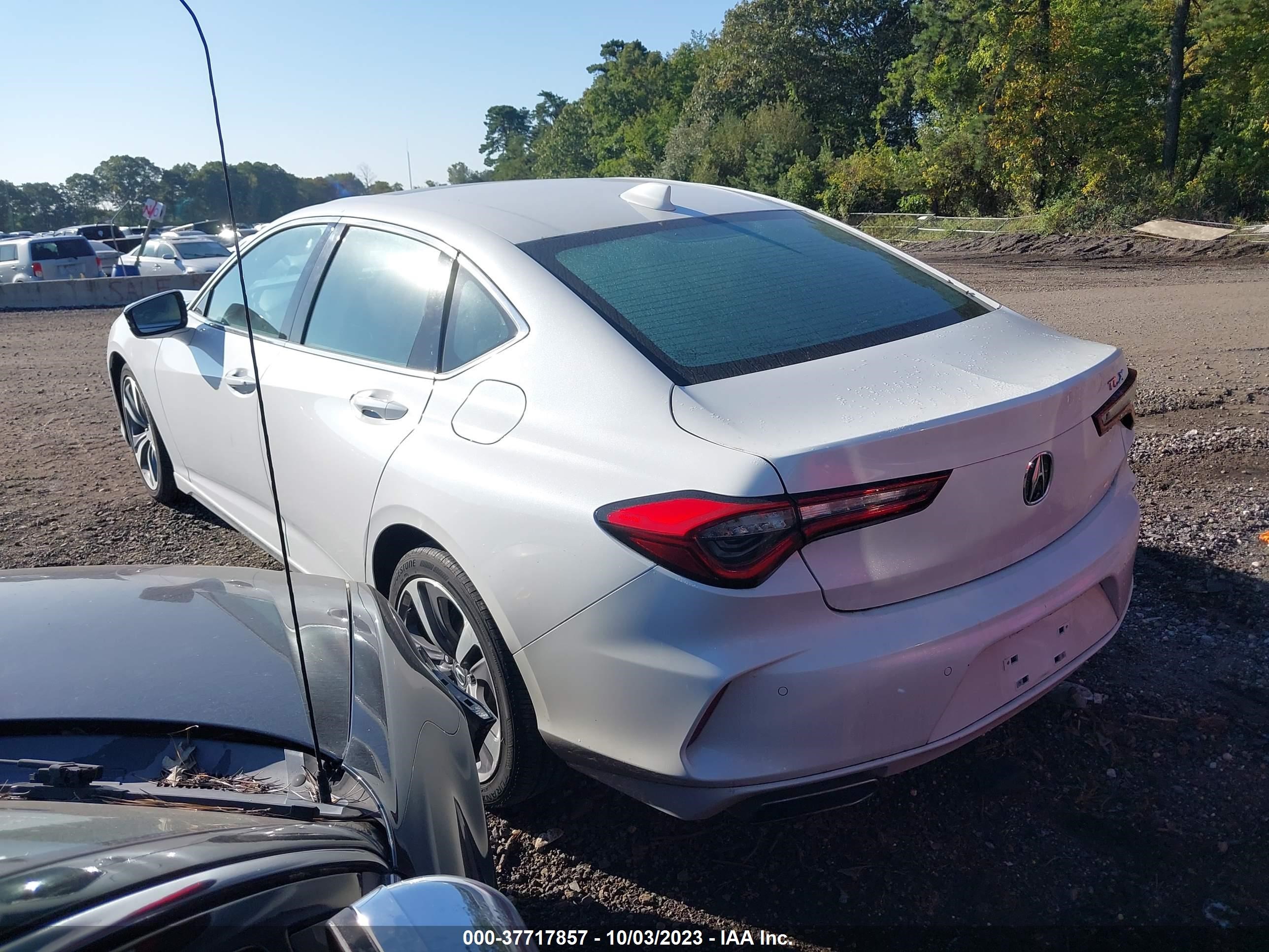 Photo 2 VIN: 19UUB5F62MA001270 - ACURA TLX 