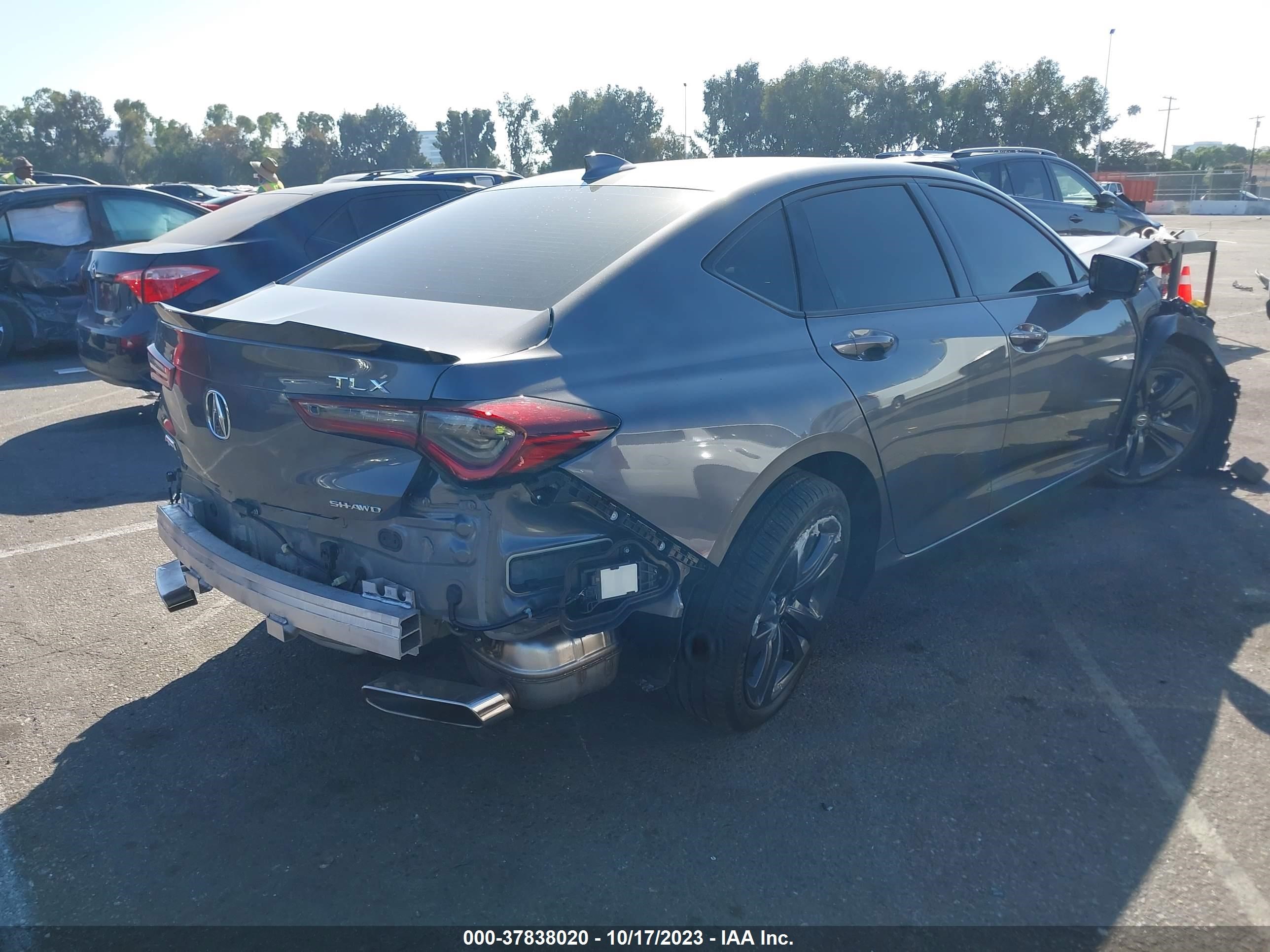 Photo 3 VIN: 19UUB6F51PA002735 - ACURA TLX 