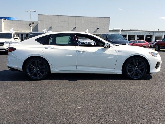 Photo 1 VIN: 19UUB6F56MA000135 - ACURA TLX 