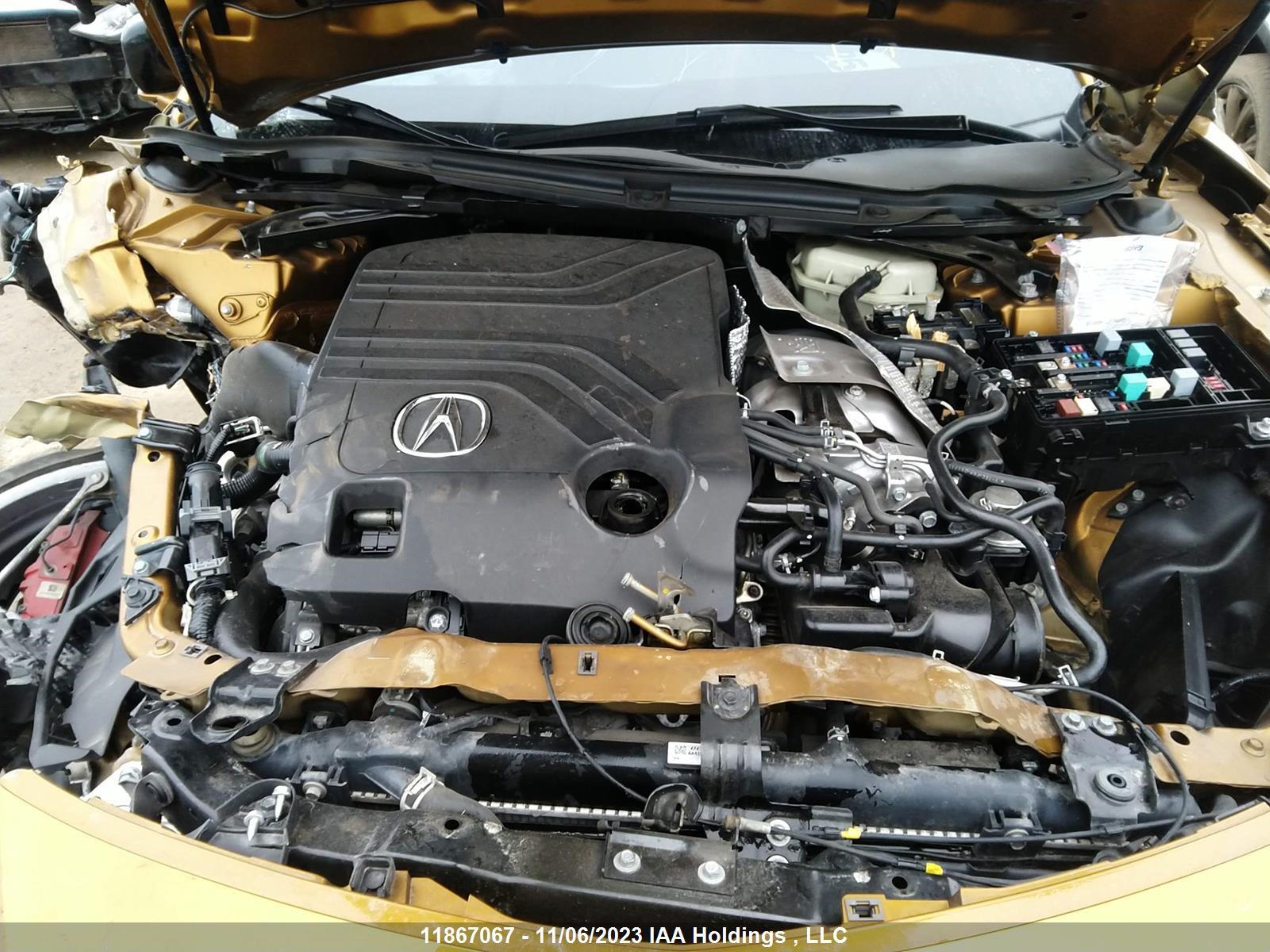 Photo 9 VIN: 19UUB7F03MA800143 - ACURA TLX 