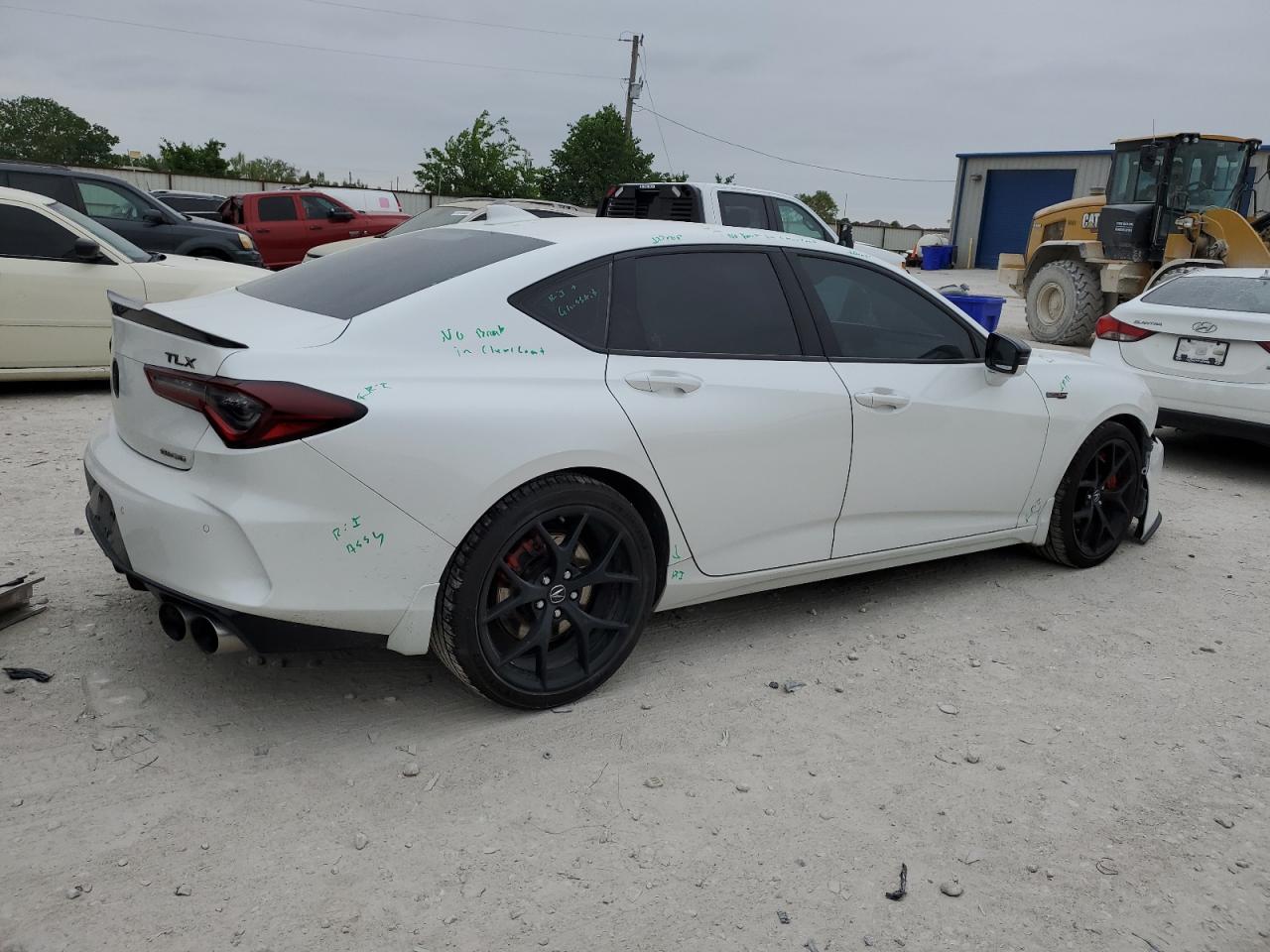 Photo 2 VIN: 19UUB7F92MA001193 - ACURA TLX 