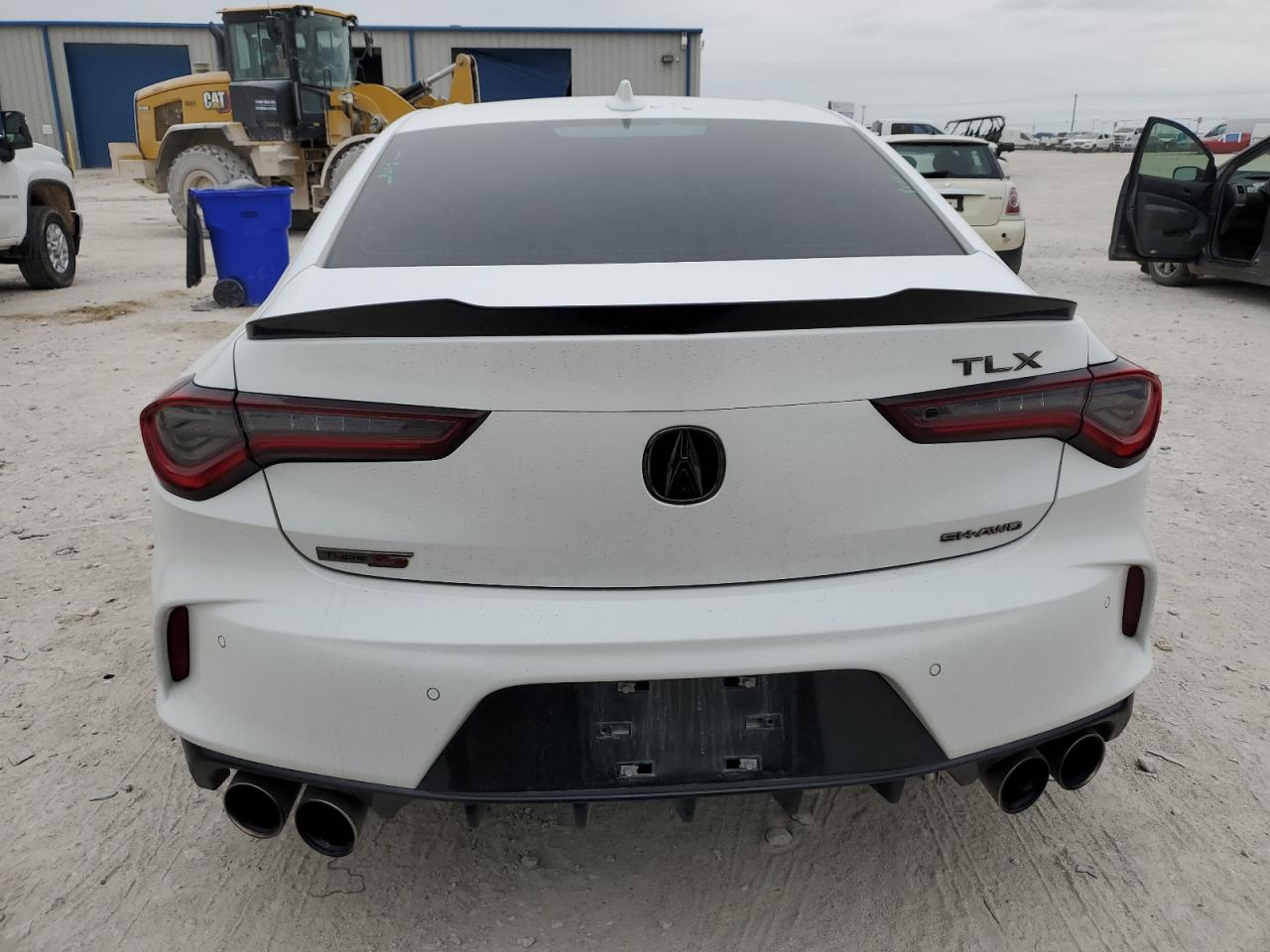 Photo 5 VIN: 19UUB7F92MA001193 - ACURA TLX 