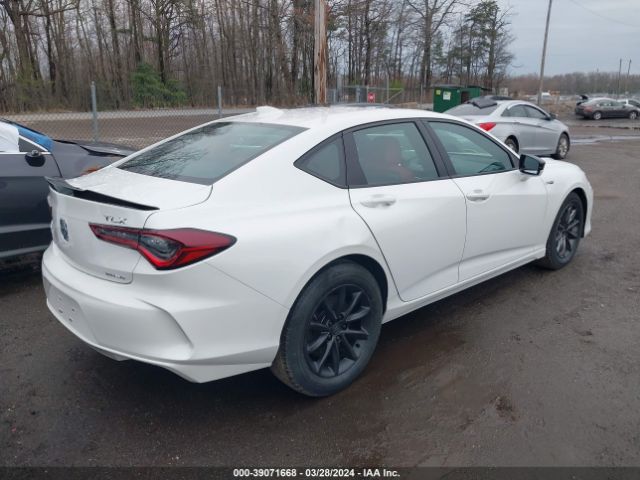 Photo 3 VIN: 19UUB7F93PA003135 - ACURA TLX 