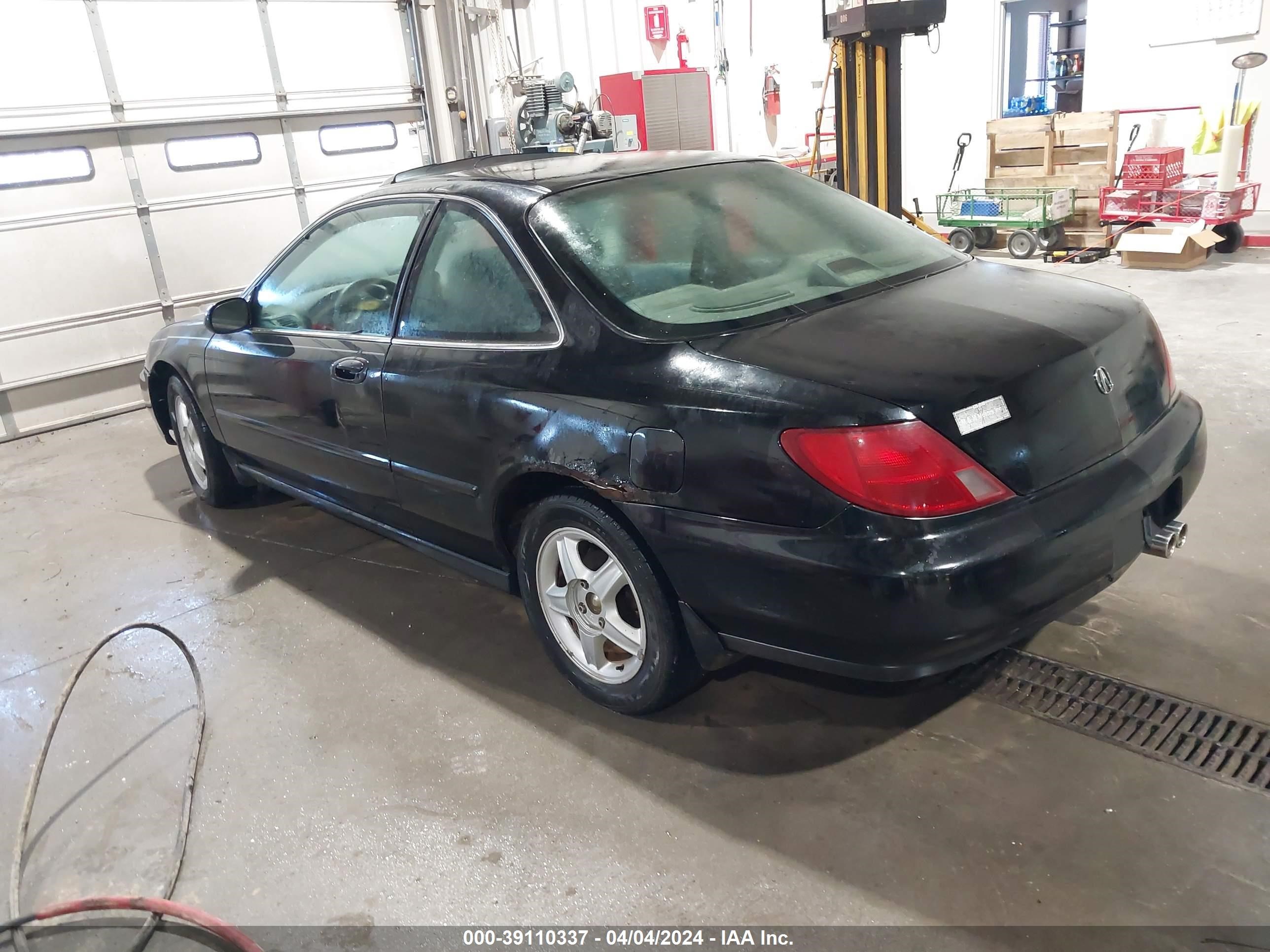 Photo 2 VIN: 19UYA2254VL009215 - ACURA CL 