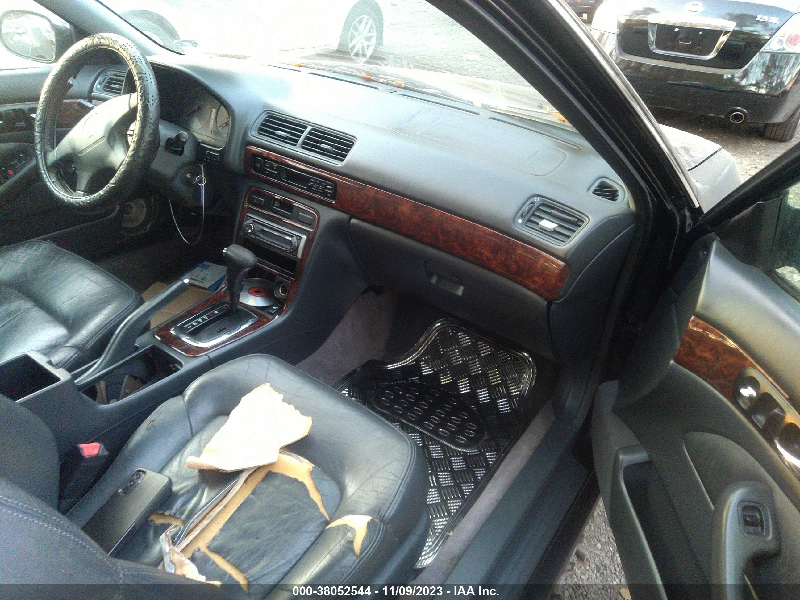 Photo 4 VIN: 19UYA2256XL008215 - ACURA CL 