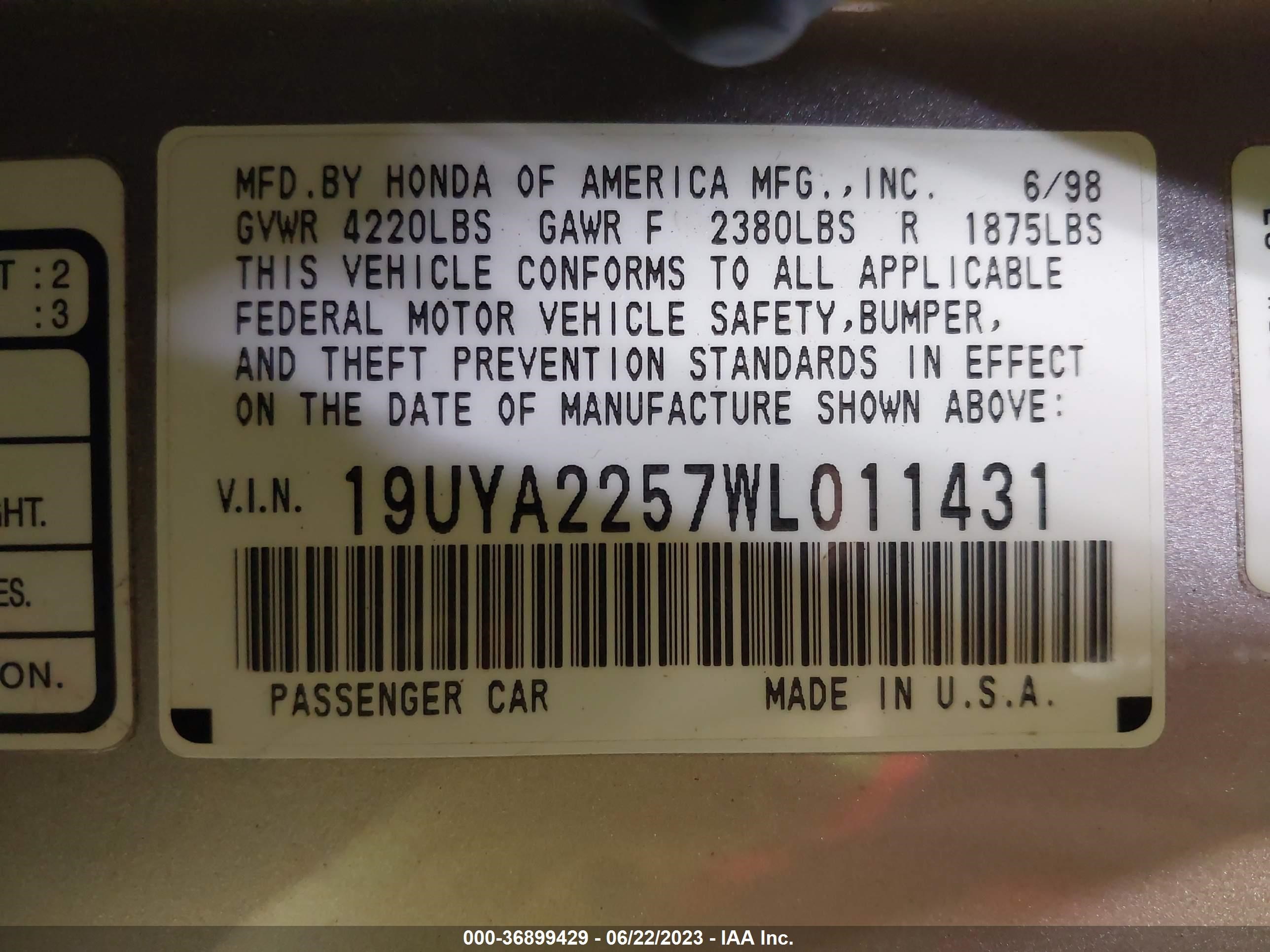 Photo 8 VIN: 19UYA2257WL011431 - ACURA CL 