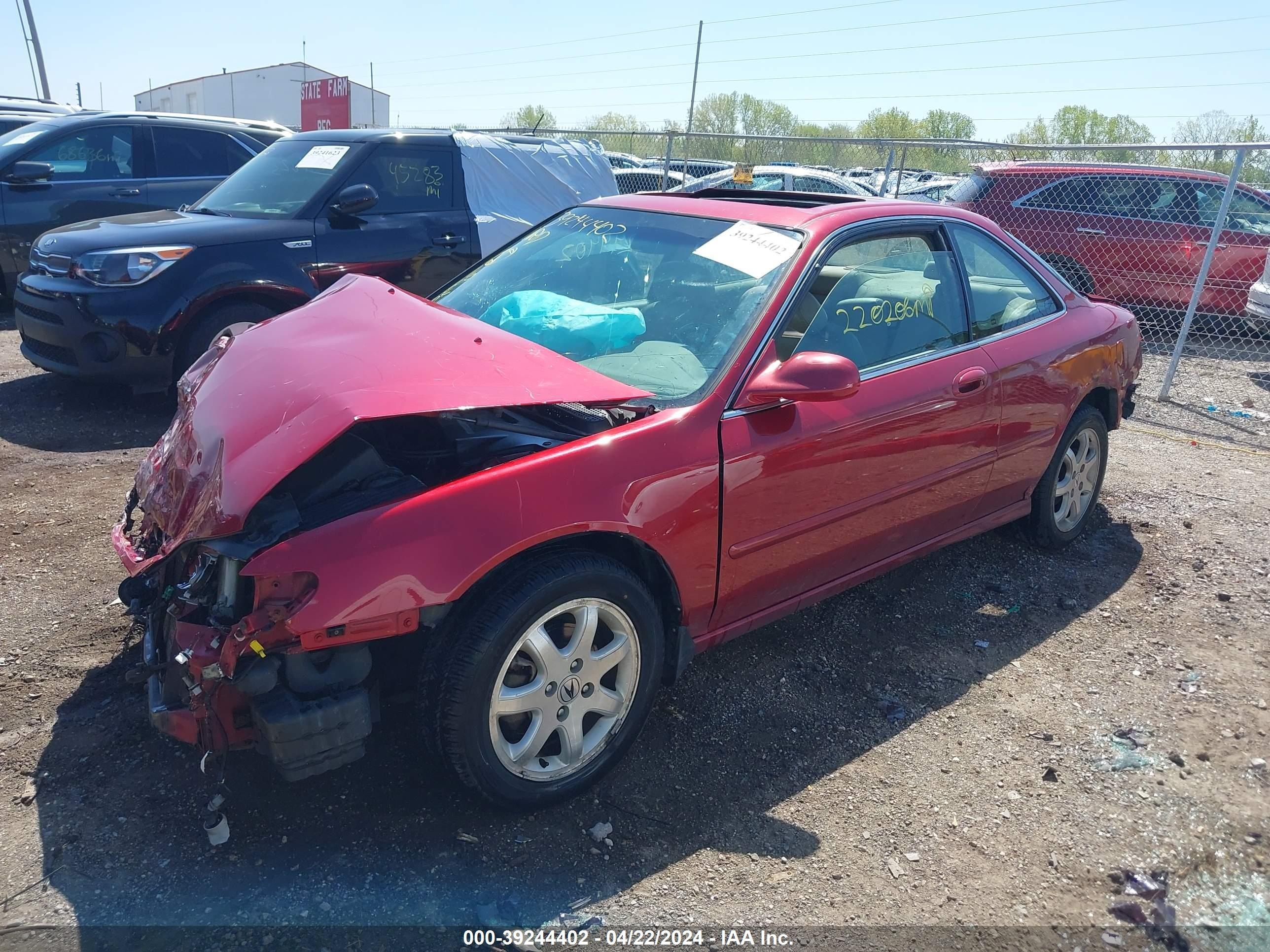 Photo 1 VIN: 19UYA2258WL010997 - ACURA CL 