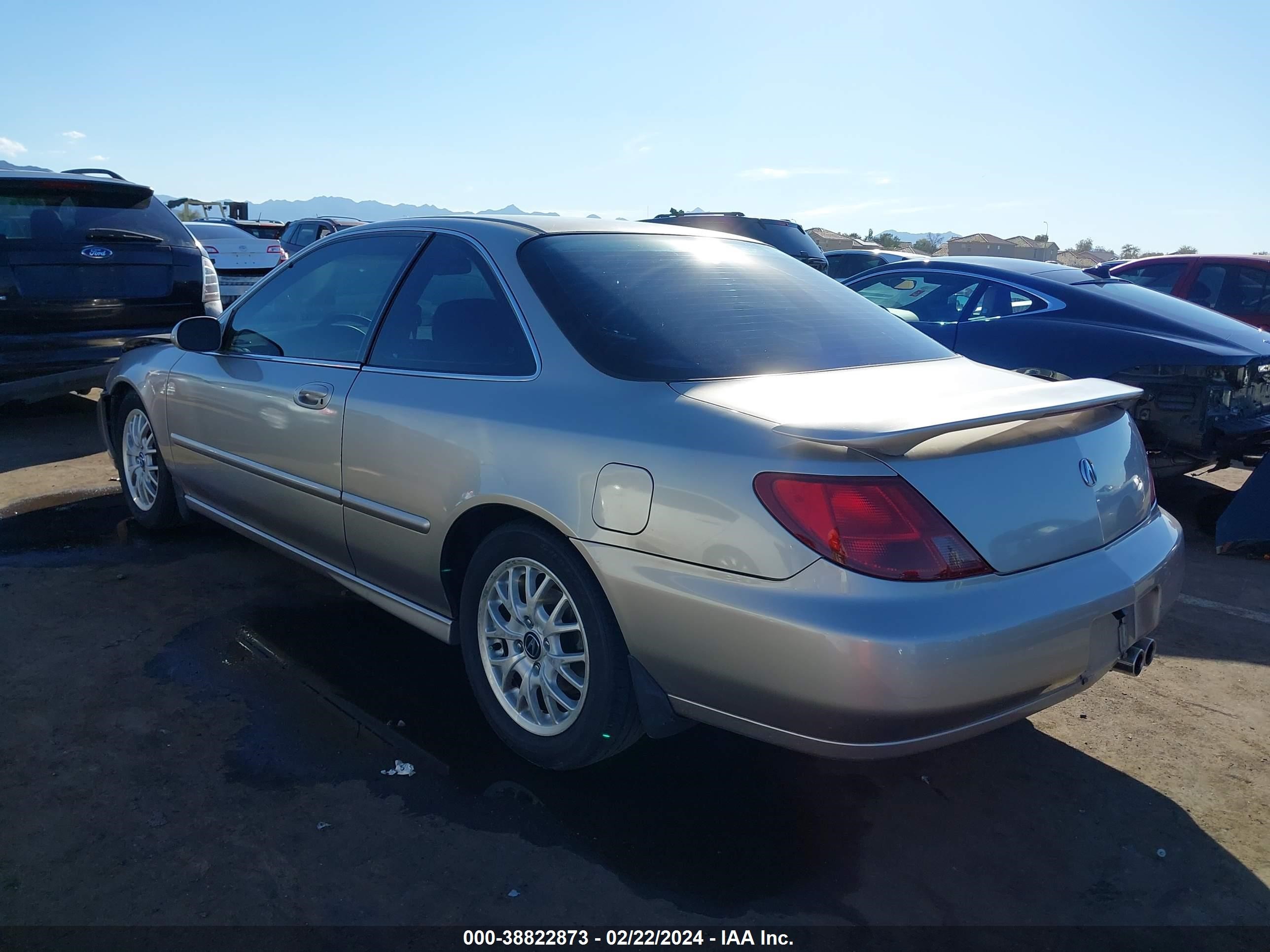 Photo 2 VIN: 19UYA2258XL000312 - ACURA CL 