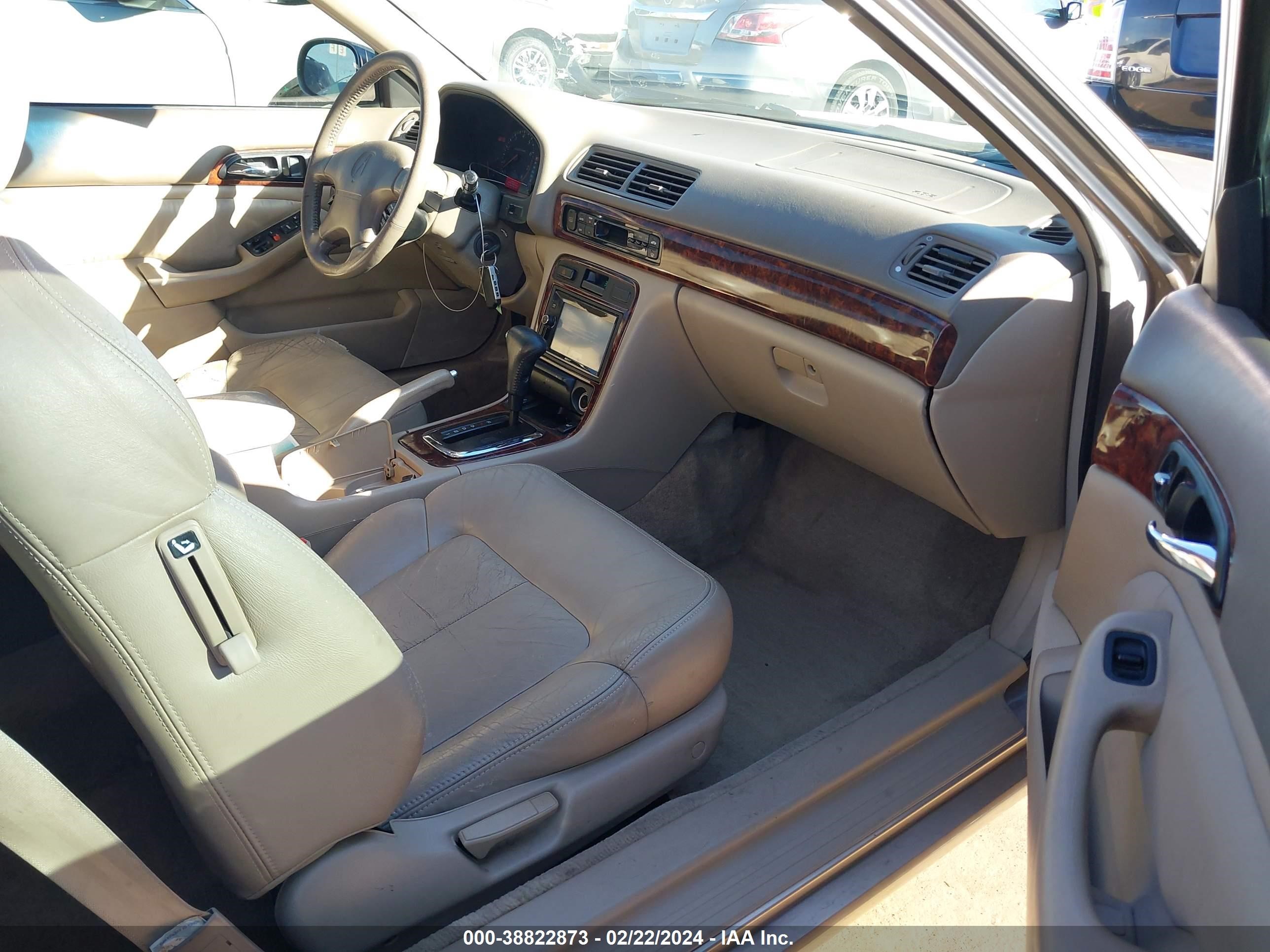 Photo 4 VIN: 19UYA2258XL000312 - ACURA CL 