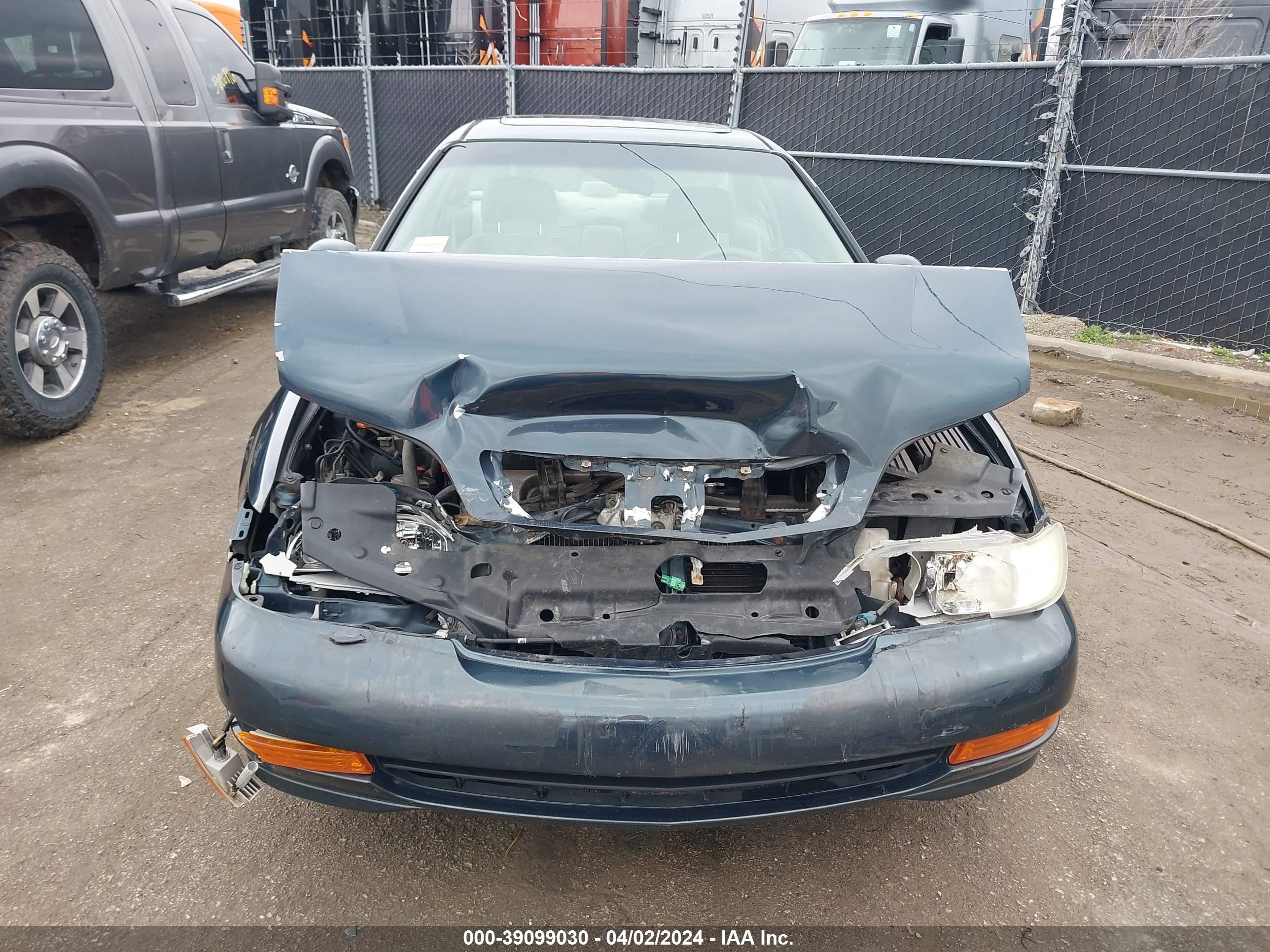 Photo 11 VIN: 19UYA225XXL001638 - ACURA CL 