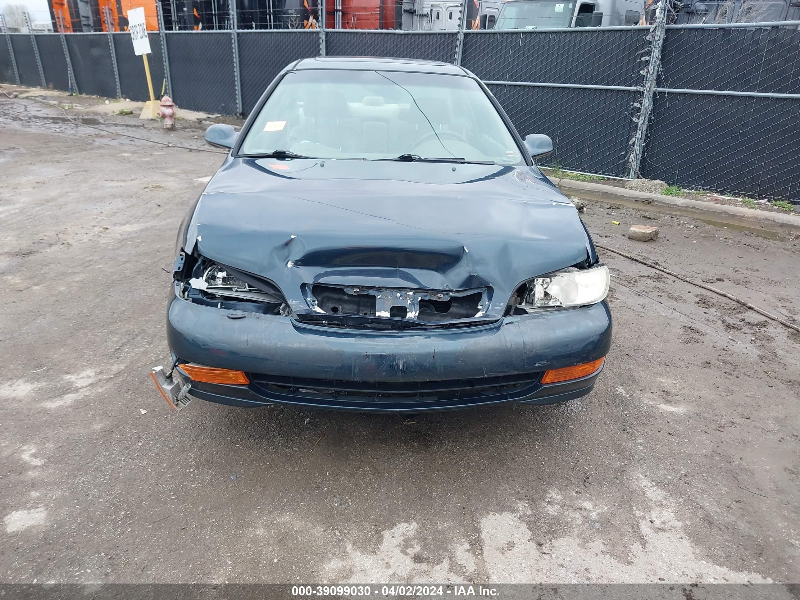 Photo 5 VIN: 19UYA225XXL001638 - ACURA CL 