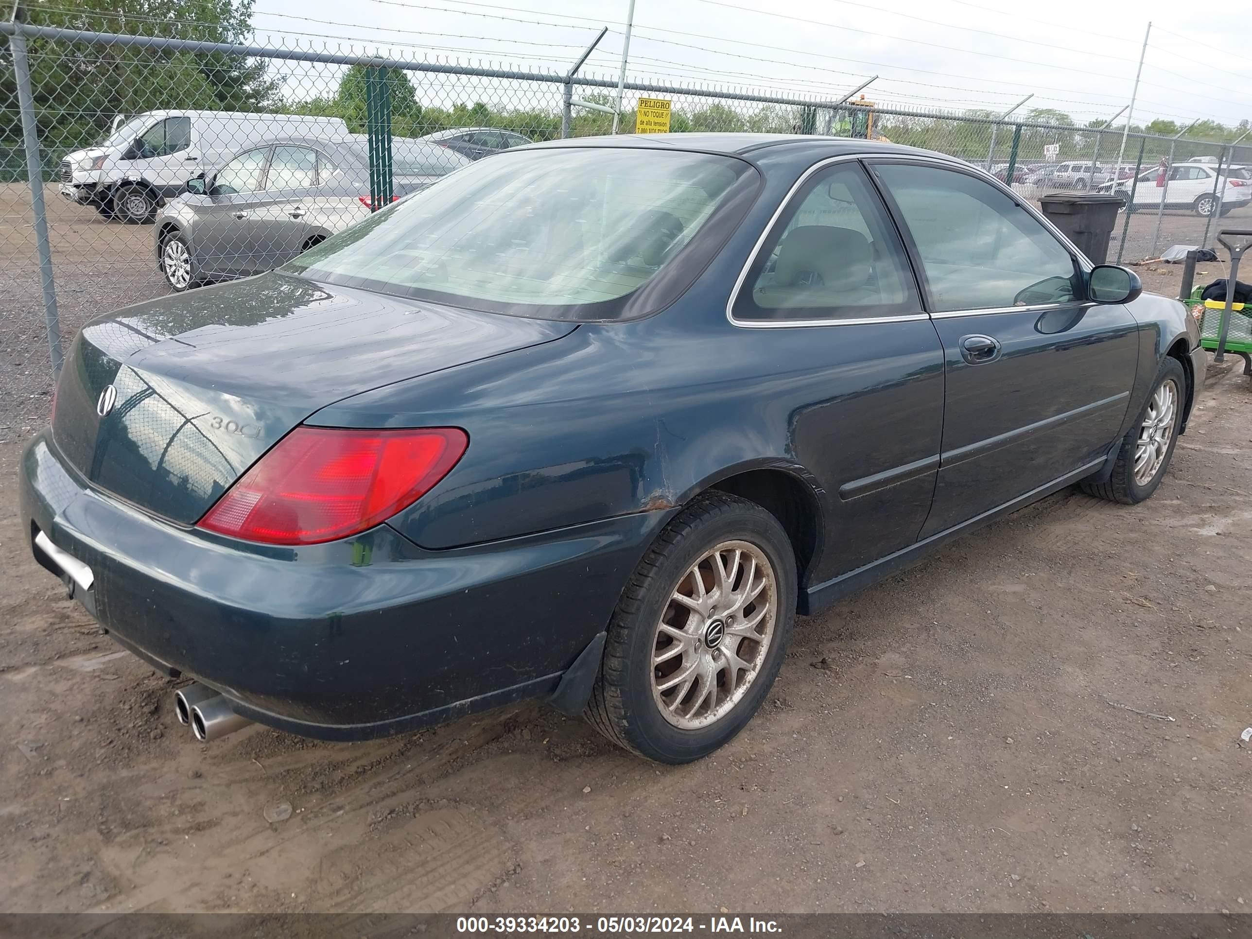 Photo 3 VIN: 19UYA225XXL006175 - ACURA CL 