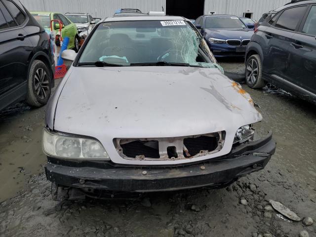 Photo 4 VIN: 19UYA314XWL003645 - ACURA CL 