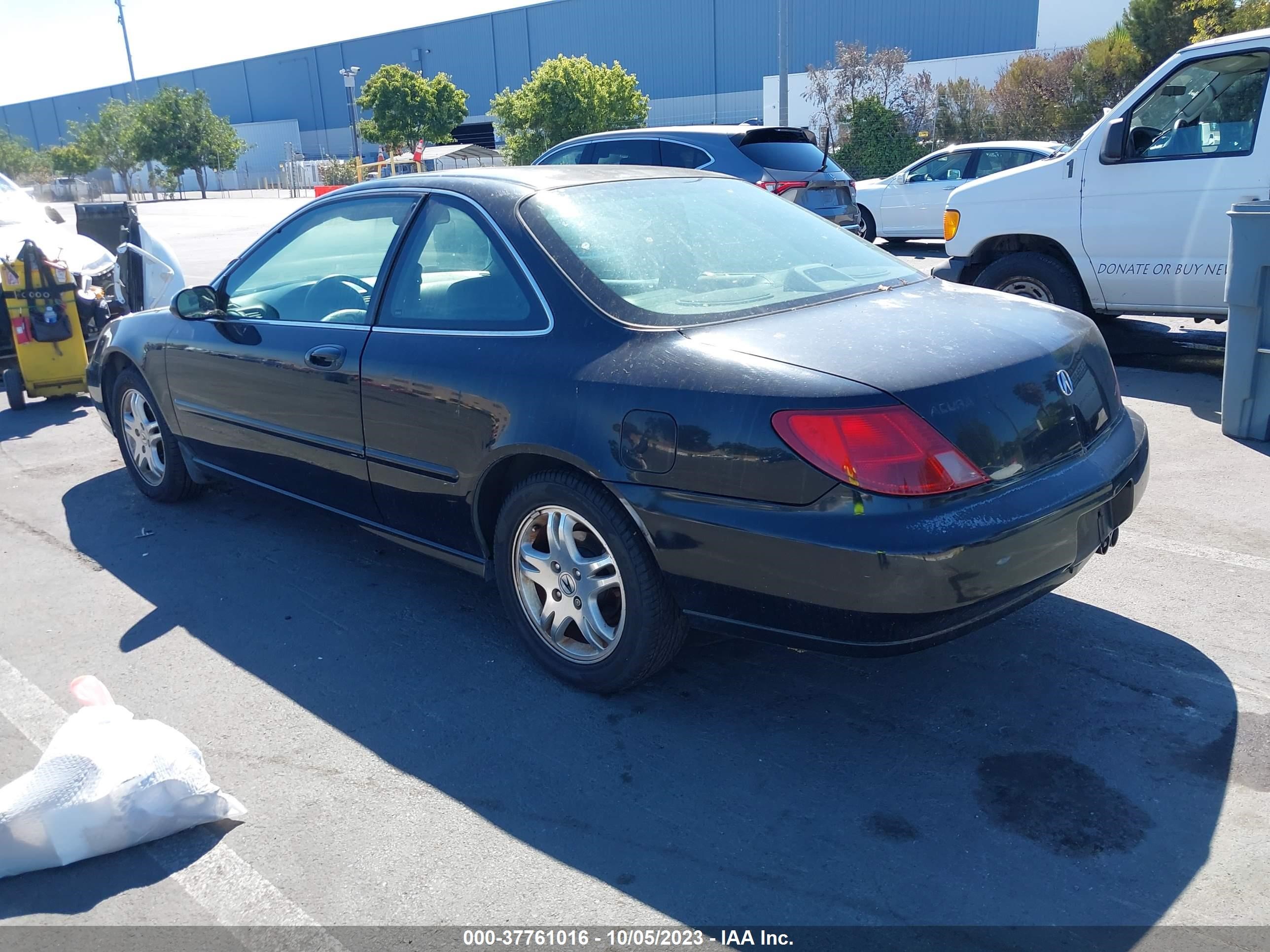 Photo 2 VIN: 19UYA3151WL004840 - ACURA CL 