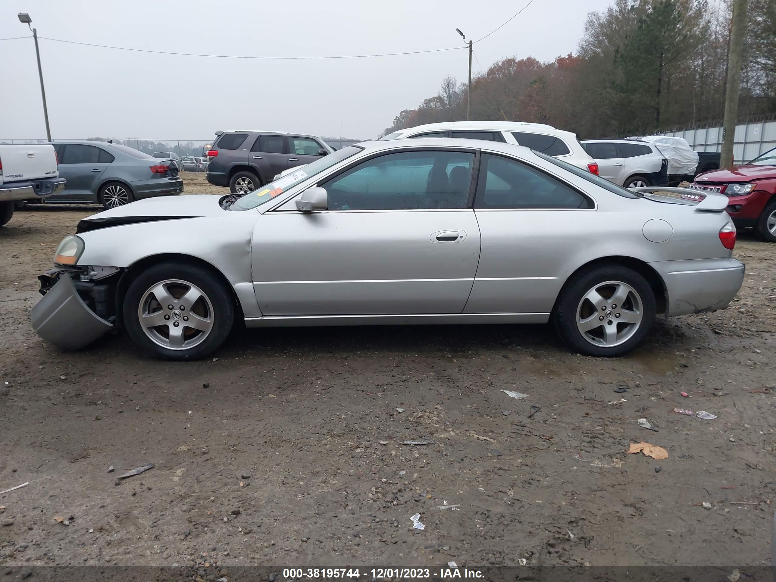 Photo 13 VIN: 19UYA42403A003262 - ACURA CL 