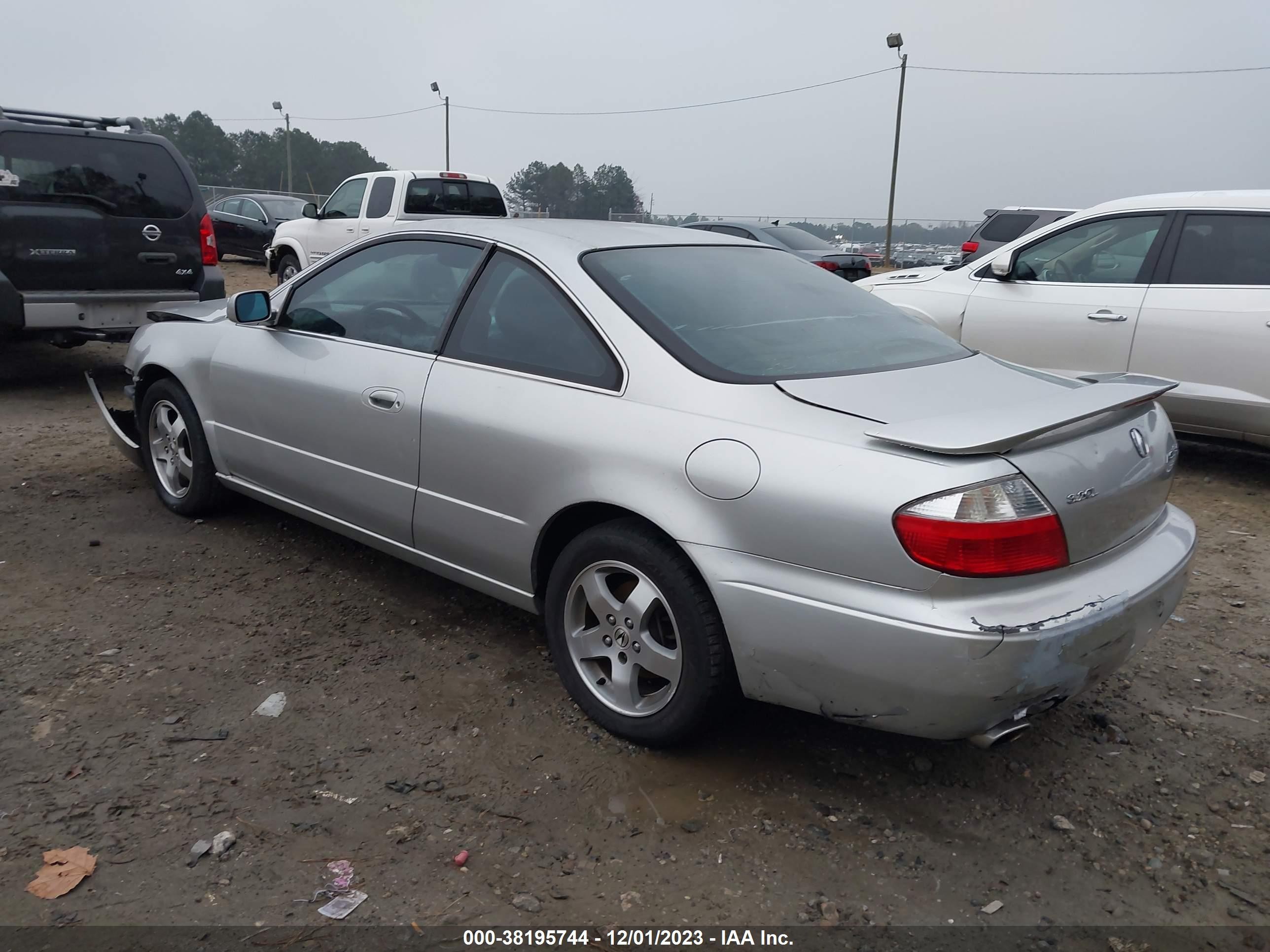 Photo 2 VIN: 19UYA42403A003262 - ACURA CL 