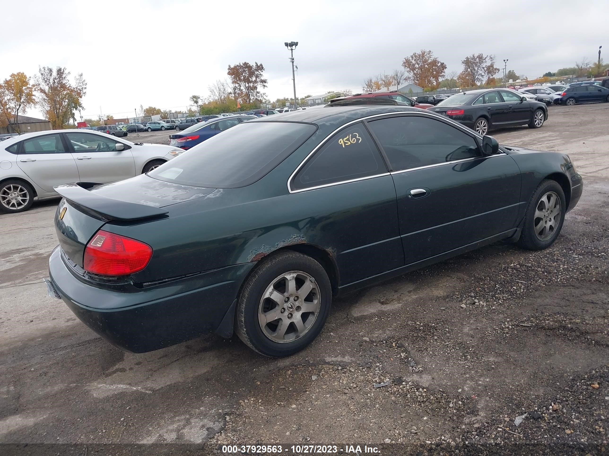 Photo 3 VIN: 19UYA42461A021116 - ACURA CL 